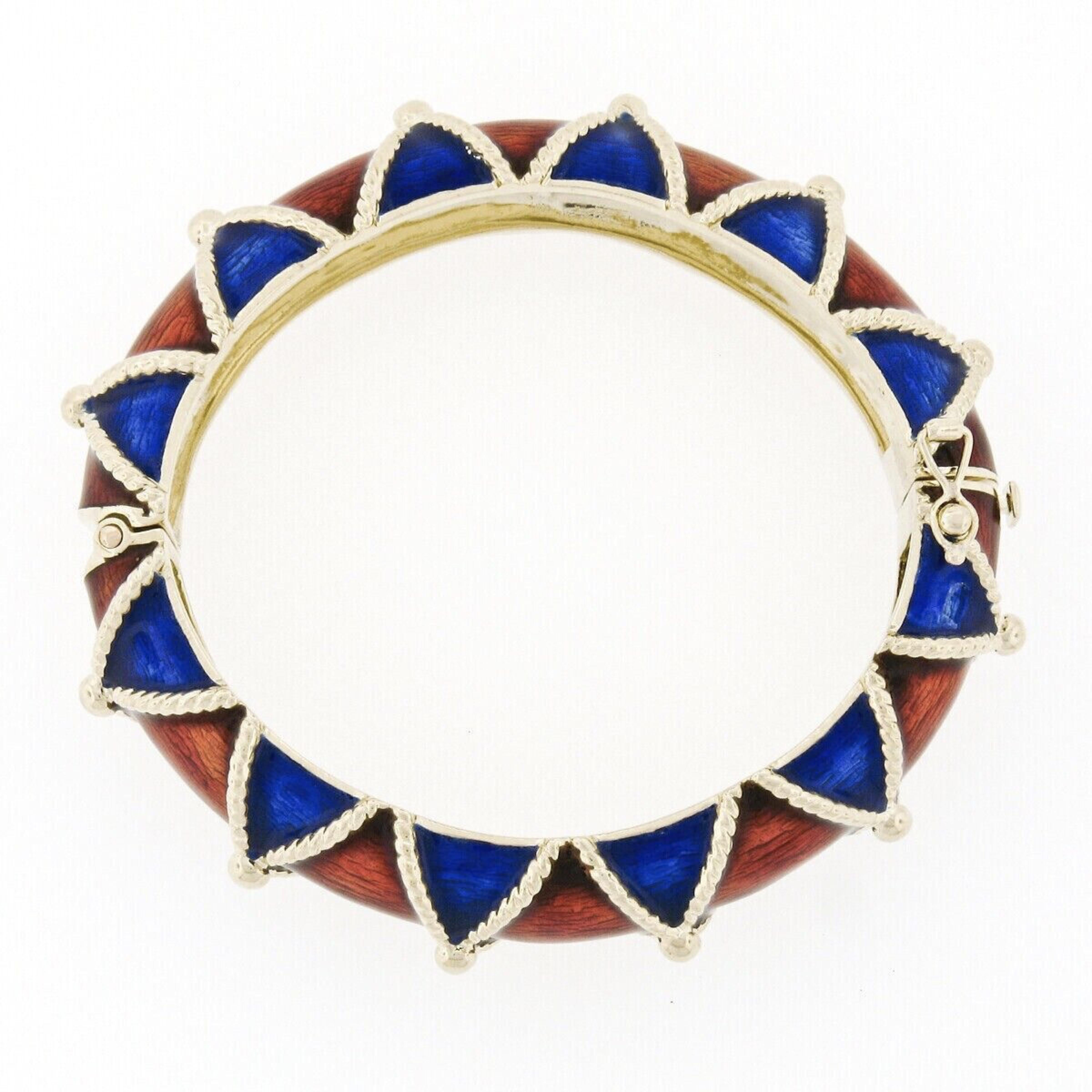 Large Heavy Vintage 14K Gold Blue Red Enamel Twisted Wire Hinged Bangle Bracelet In Good Condition For Sale In Montclair, NJ