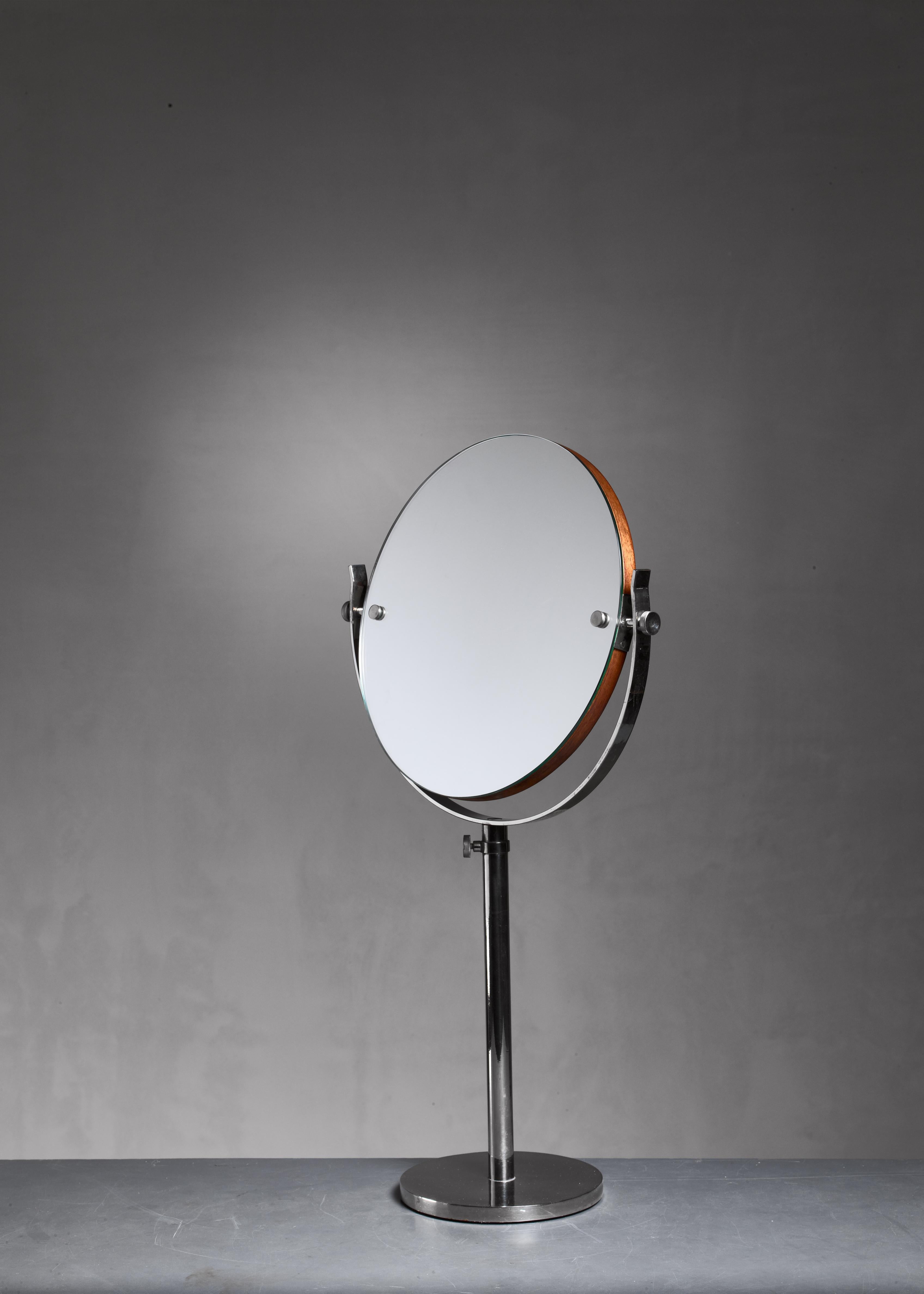 height adjustable makeup mirror