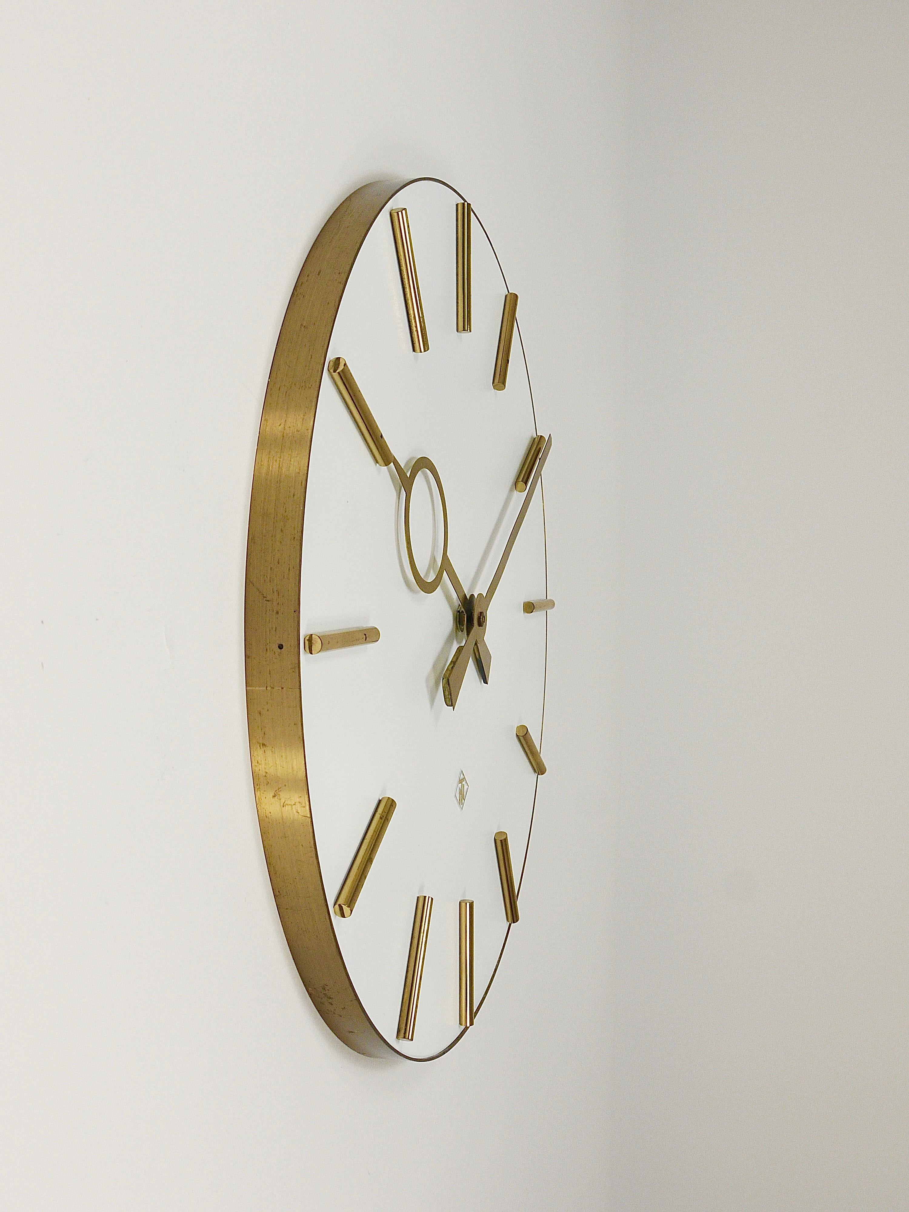 Large Heinrich Moeller Style Mid-Century Brass Wall Clock, Germany, 1950s In Good Condition In Vienna, AT