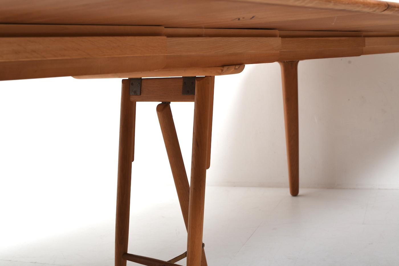 Large Henning Kjaernulf Oak Dining Table 1960s 4