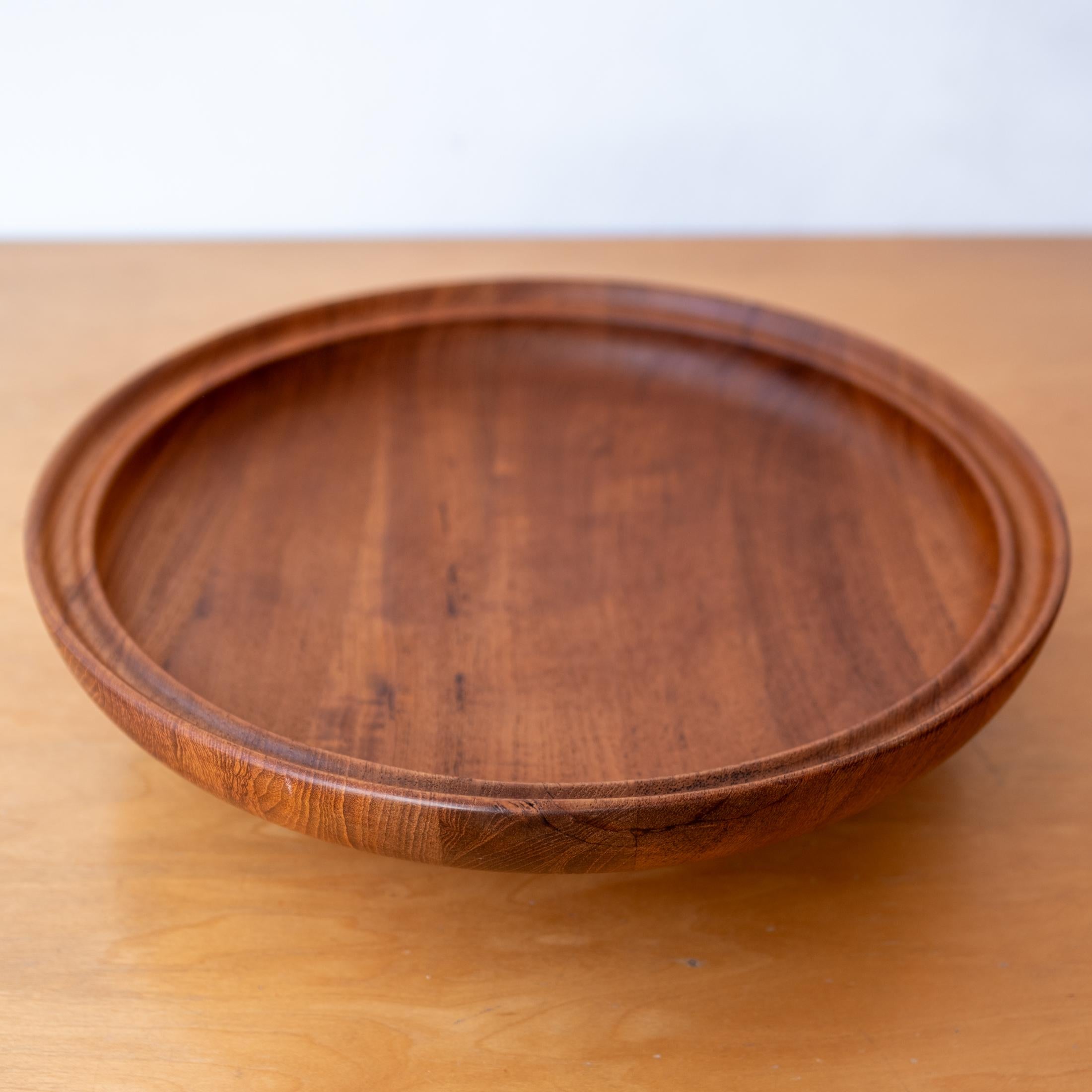 Scandinave moderne Grand bol en teck Henning Koppel pour Georg Jensen, années 1950 en vente