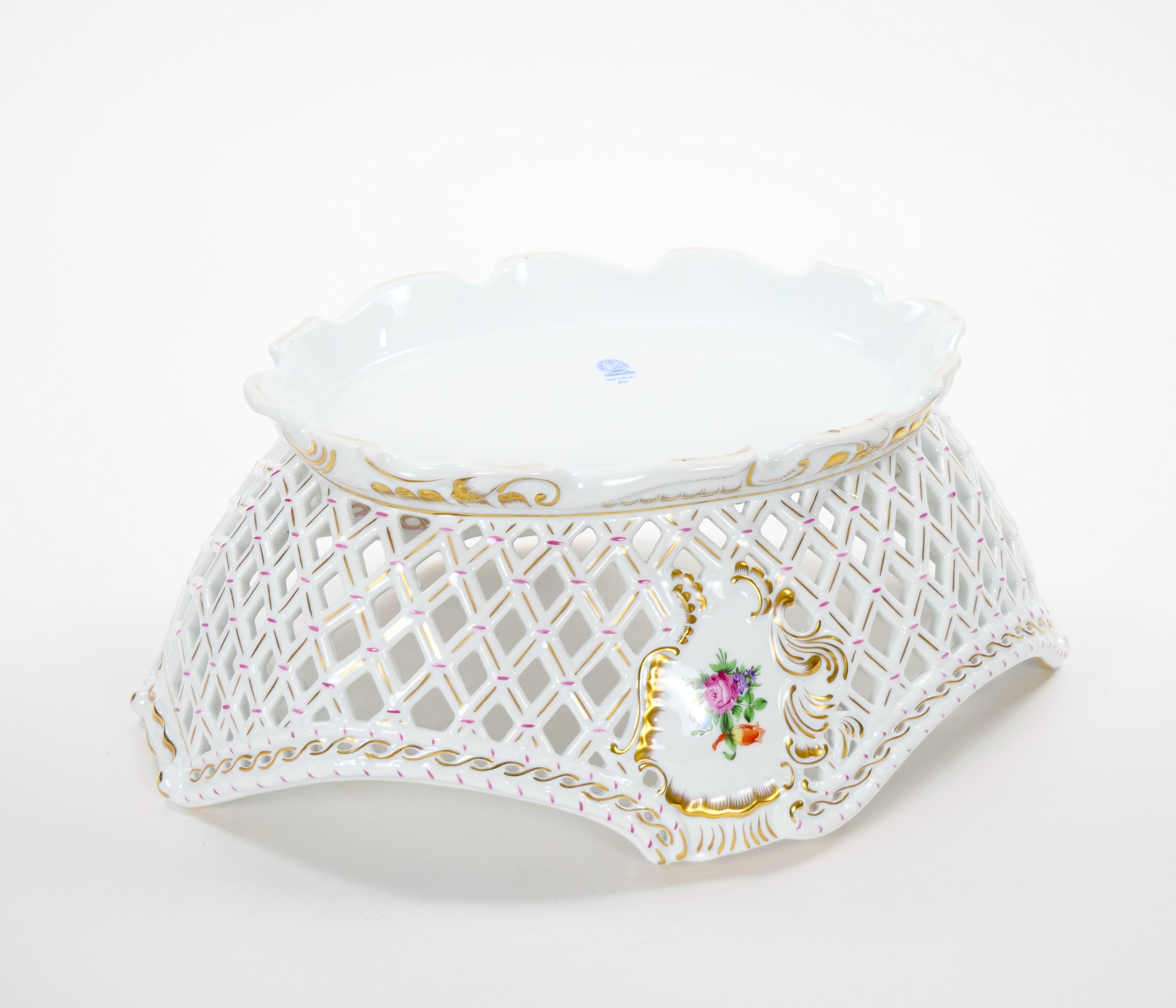 Large Herend Hungarian Porcelain Reticulated Centerpiece Floral Motif Accents For Sale 6