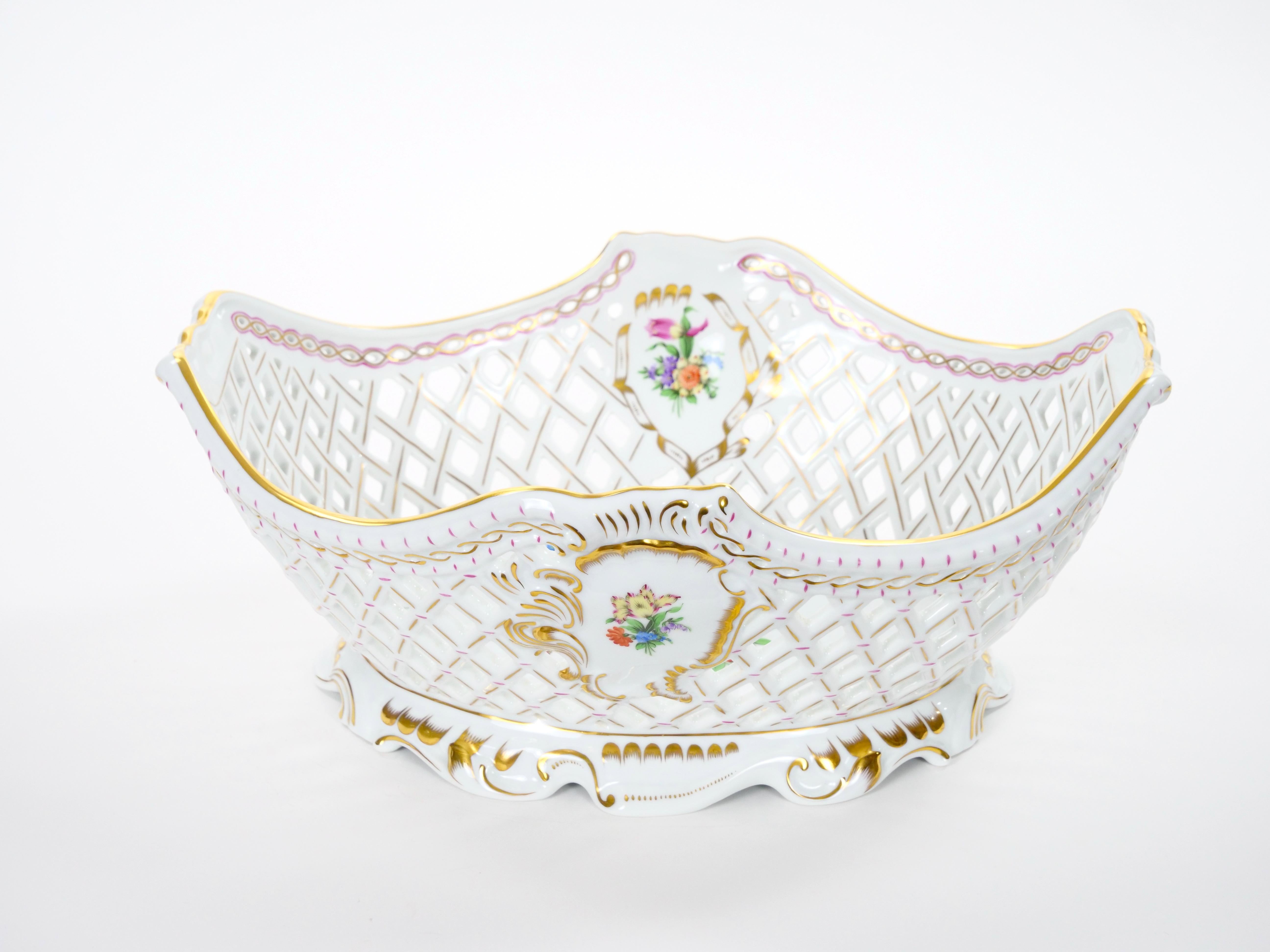 Large Herend Hungarian Porcelain Reticulated Centerpiece Floral Motif Accents For Sale 2