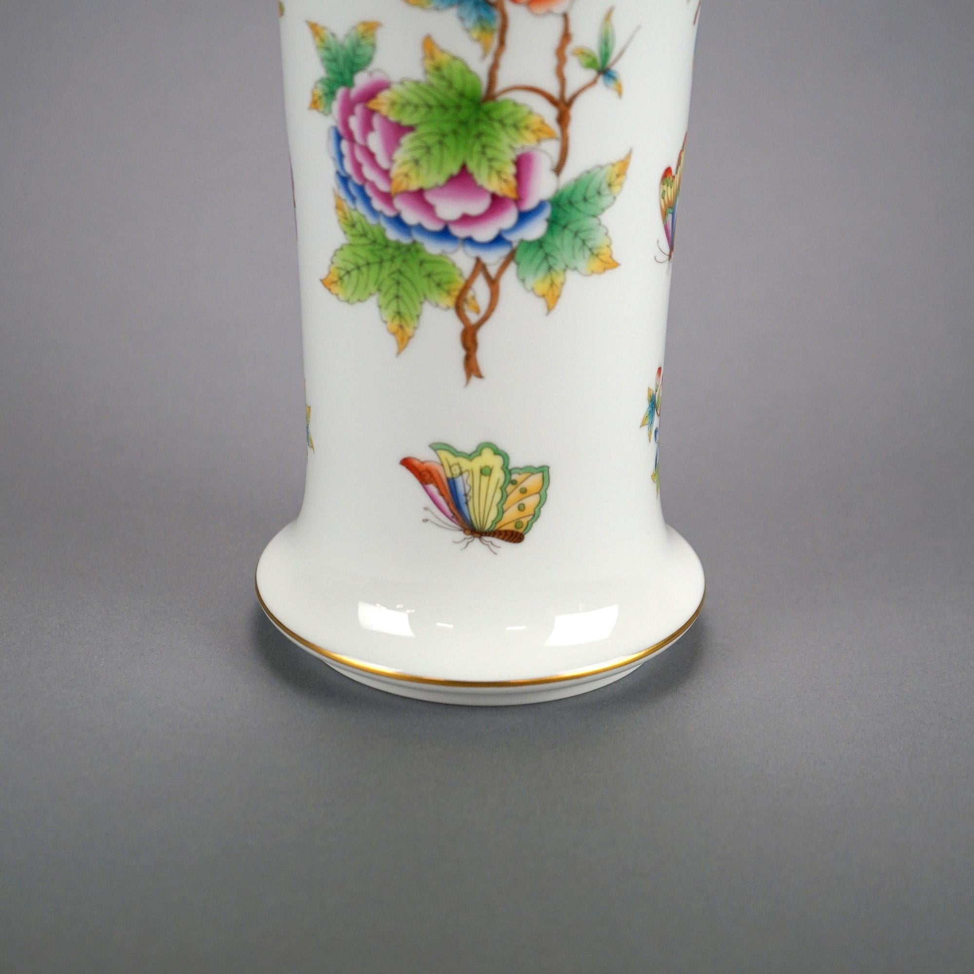Large Herend Porcelain Decorated Vase, Flower Garden with Butterflies, 20th C 3