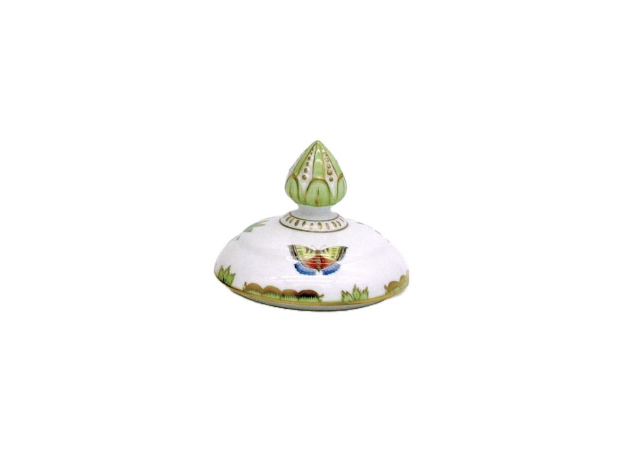 Gran Jarrón / Urna Decorativa de Porcelana Herend en venta 6