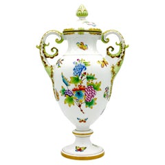 Large Herend Porcelain Decorative Vase / Urn