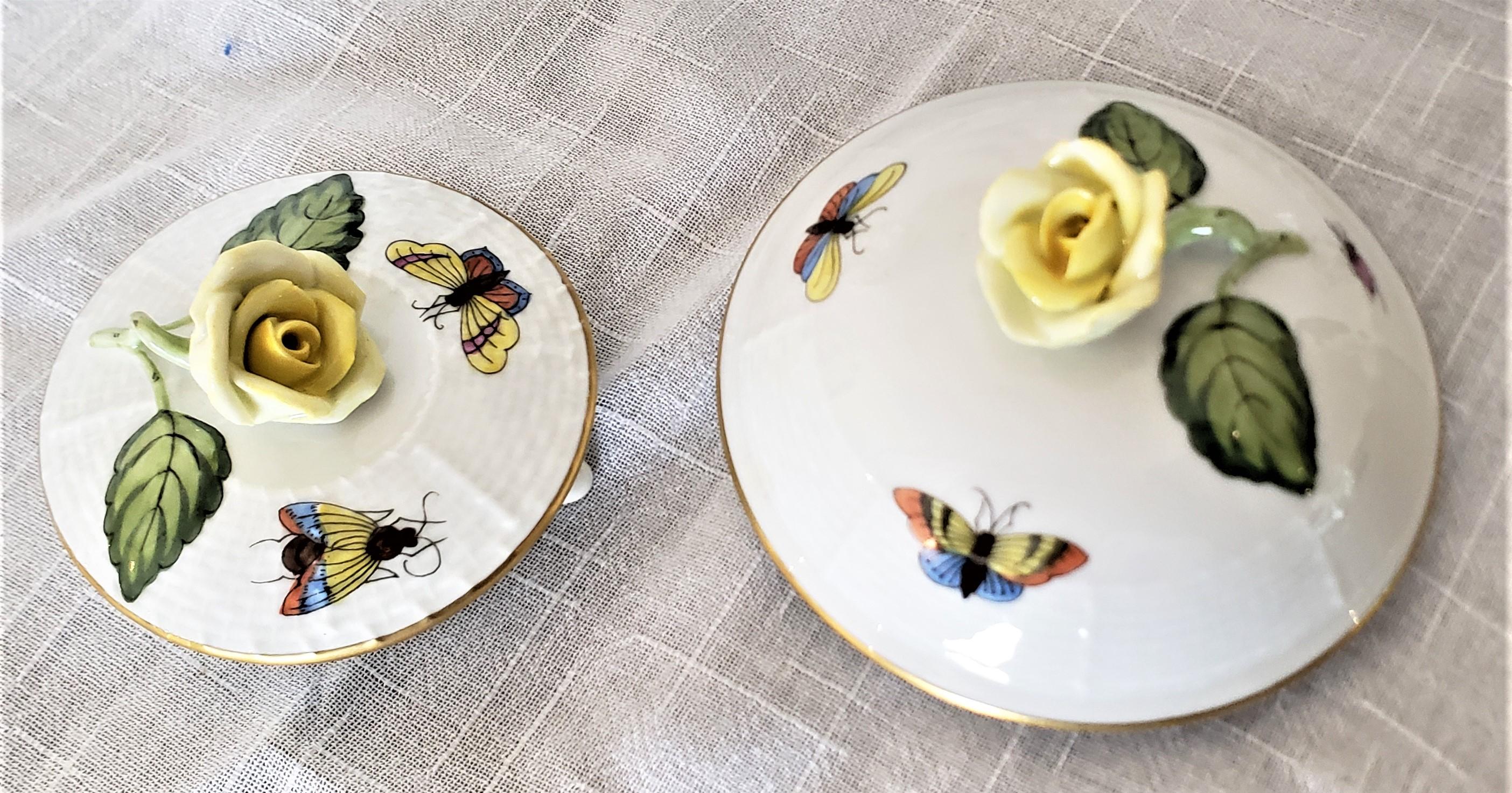 Hand-Painted Large Herend Porcelain Green Rothschild Bird Pattern Dinner Service with Extras