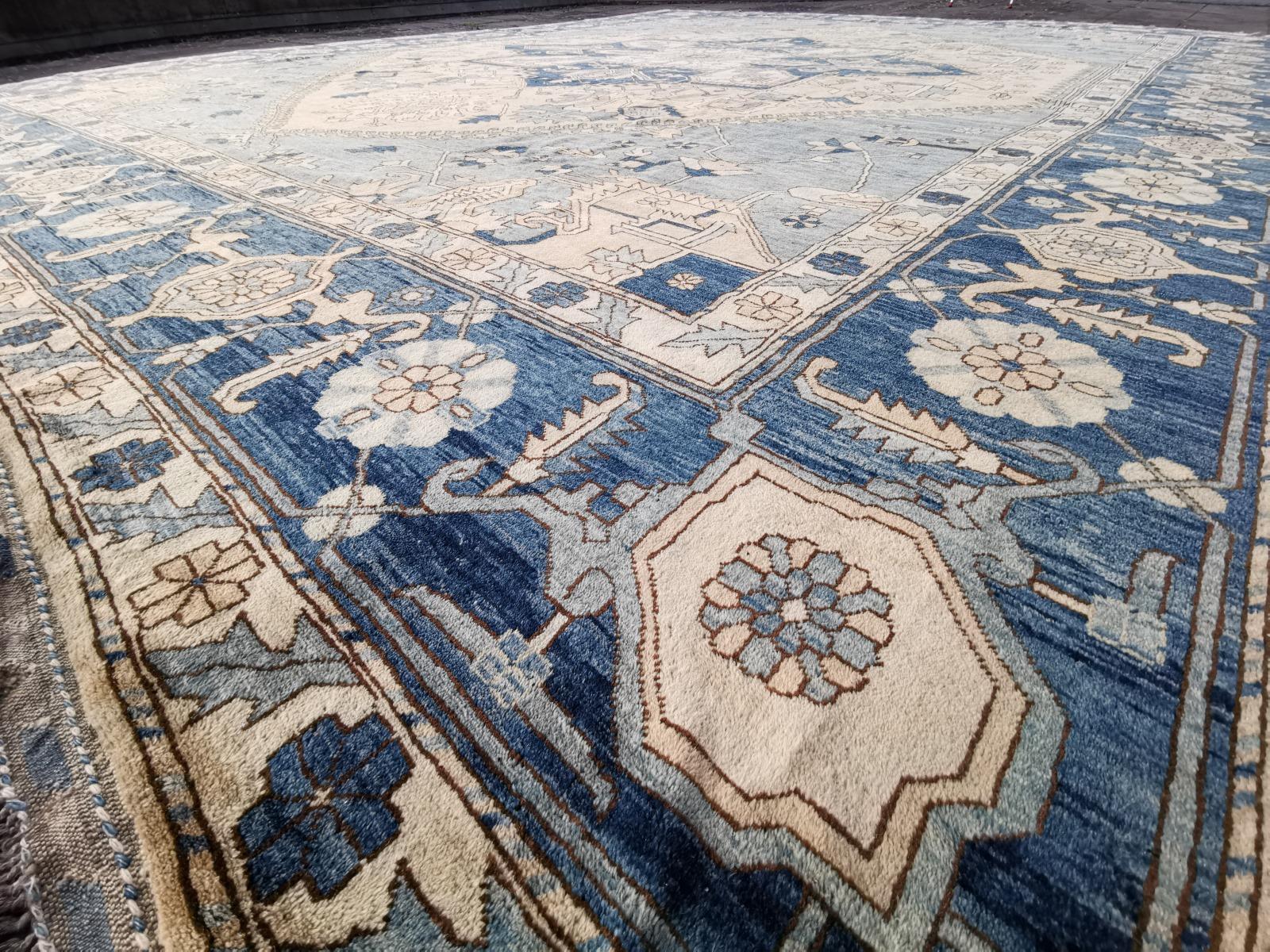 Large Heriz Style Rug Oversized Hand Knotted Blue Beige 4