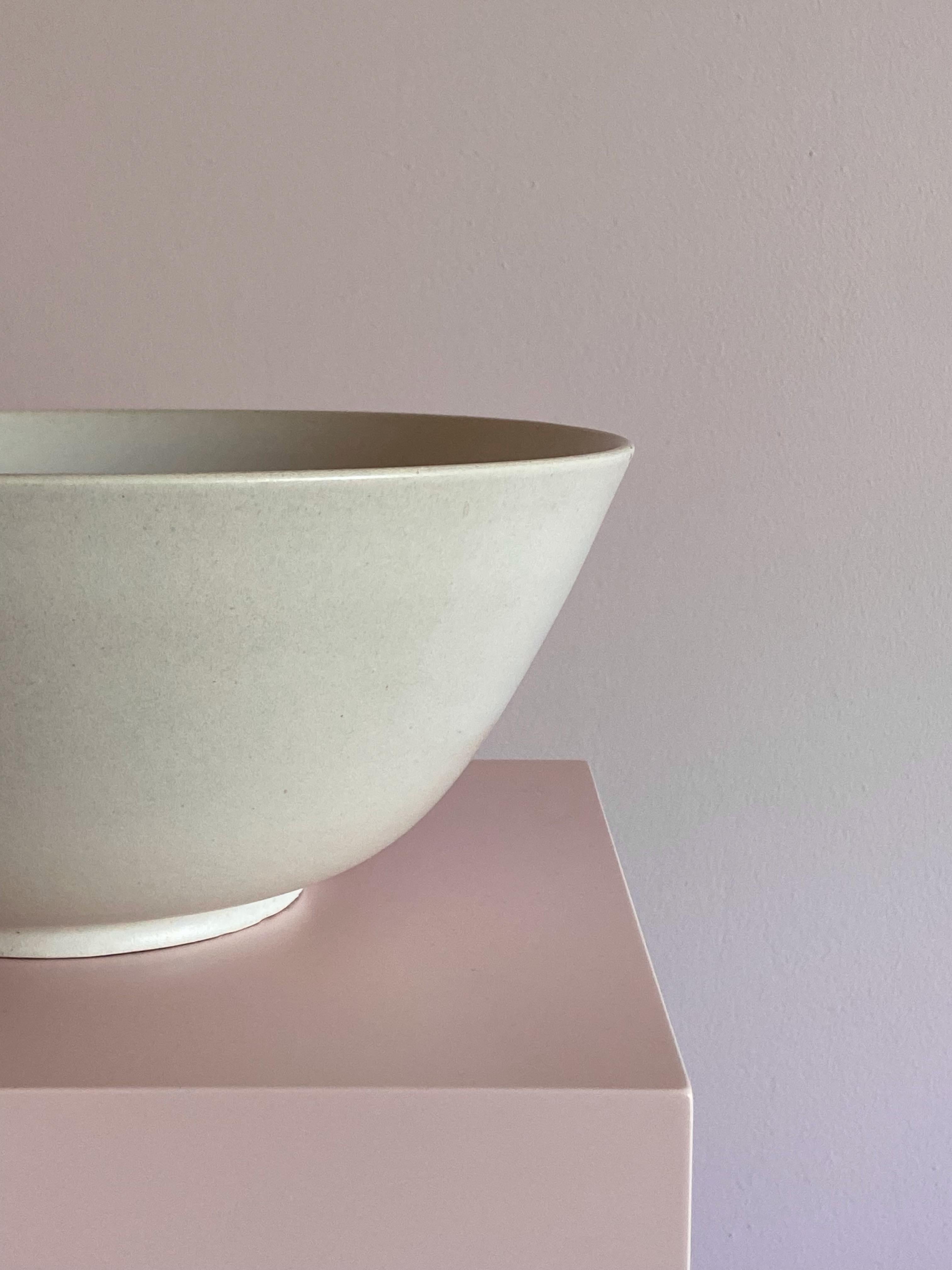 Large Herman August Kähler Scandinavian Midcentury Ceramic Bowl, 1960s In Good Condition For Sale In Krefeld, DE