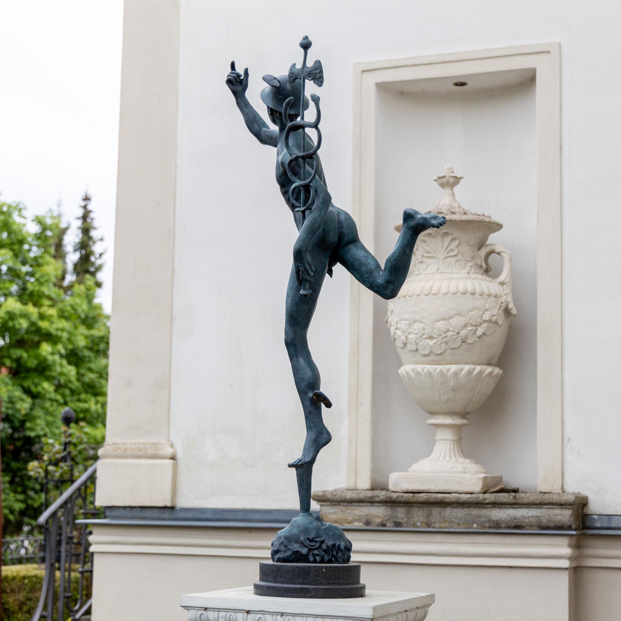 Gran escultura de Hermes según Giambologna, Siglo XX en venta 3