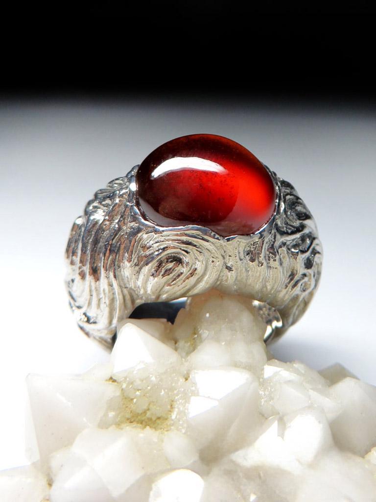 Grande bague en argent cabochon de grenat hessonite, pierre précieuse indienne naturelle de couleur rouge Neuf - En vente à Berlin, DE