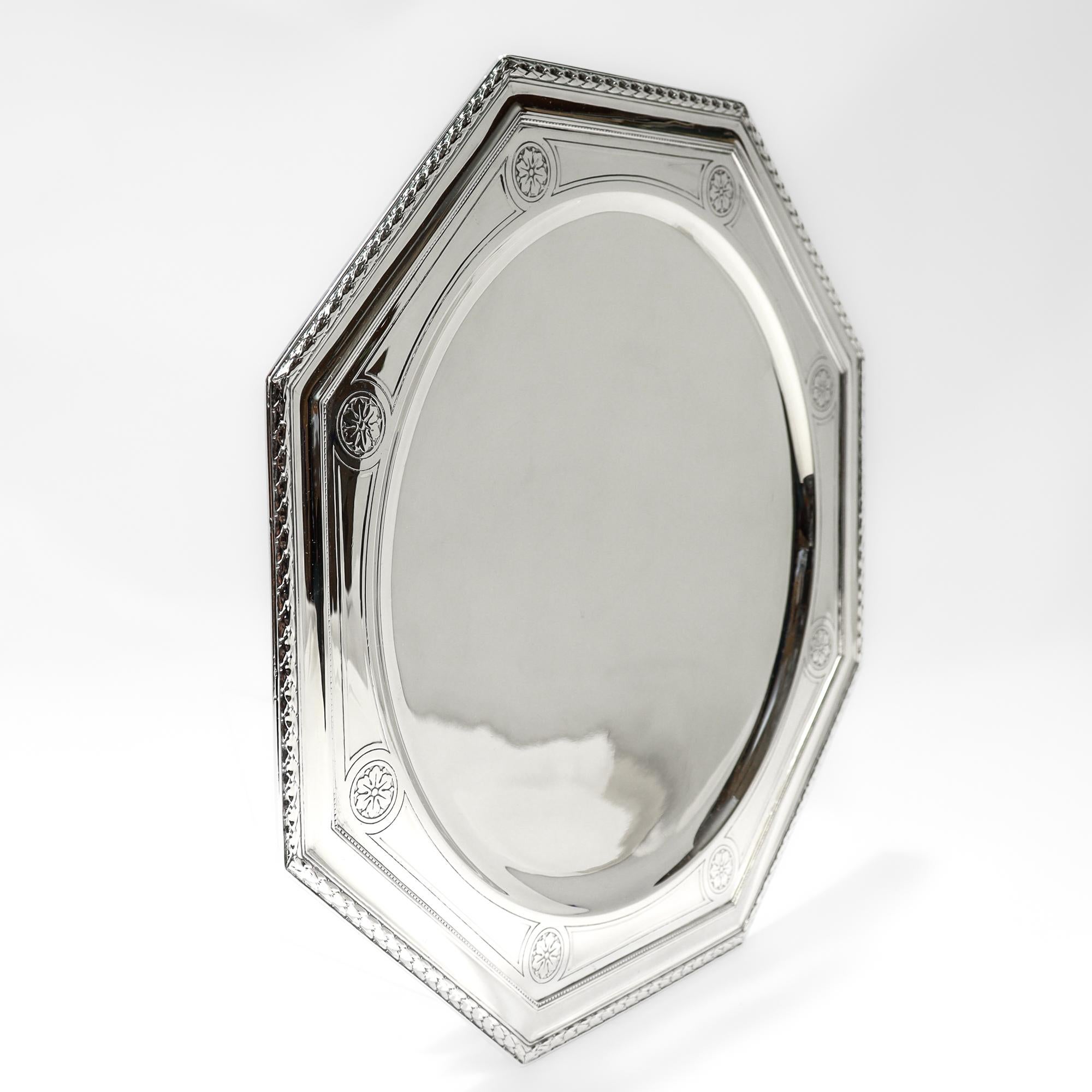 Große sechseckige Art Deco Tiffany & Co. Sterling Silber Kompott/Fußkuchenteller im Angebot 1