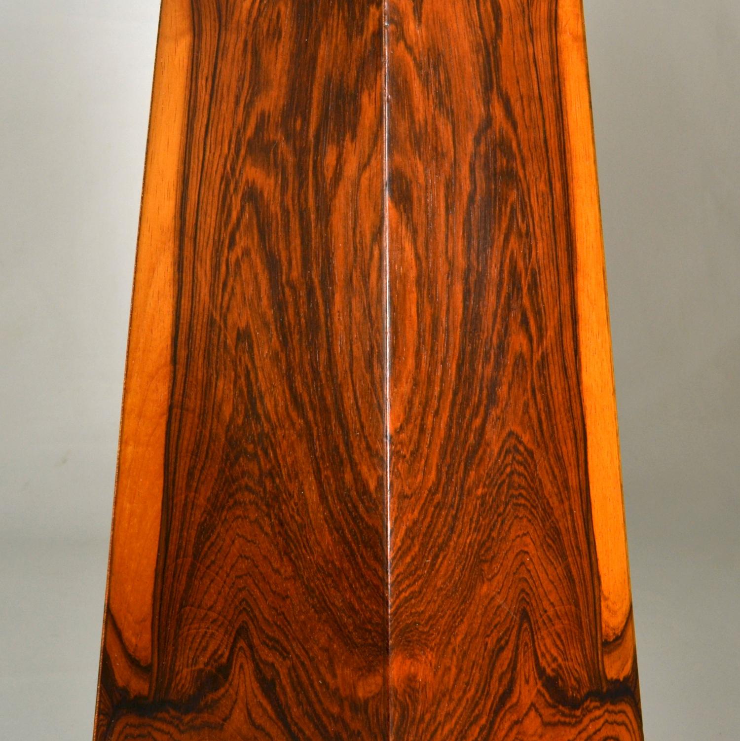 Large Hexagonal Plywood Table Lamp In Excellent Condition For Sale In London, GB