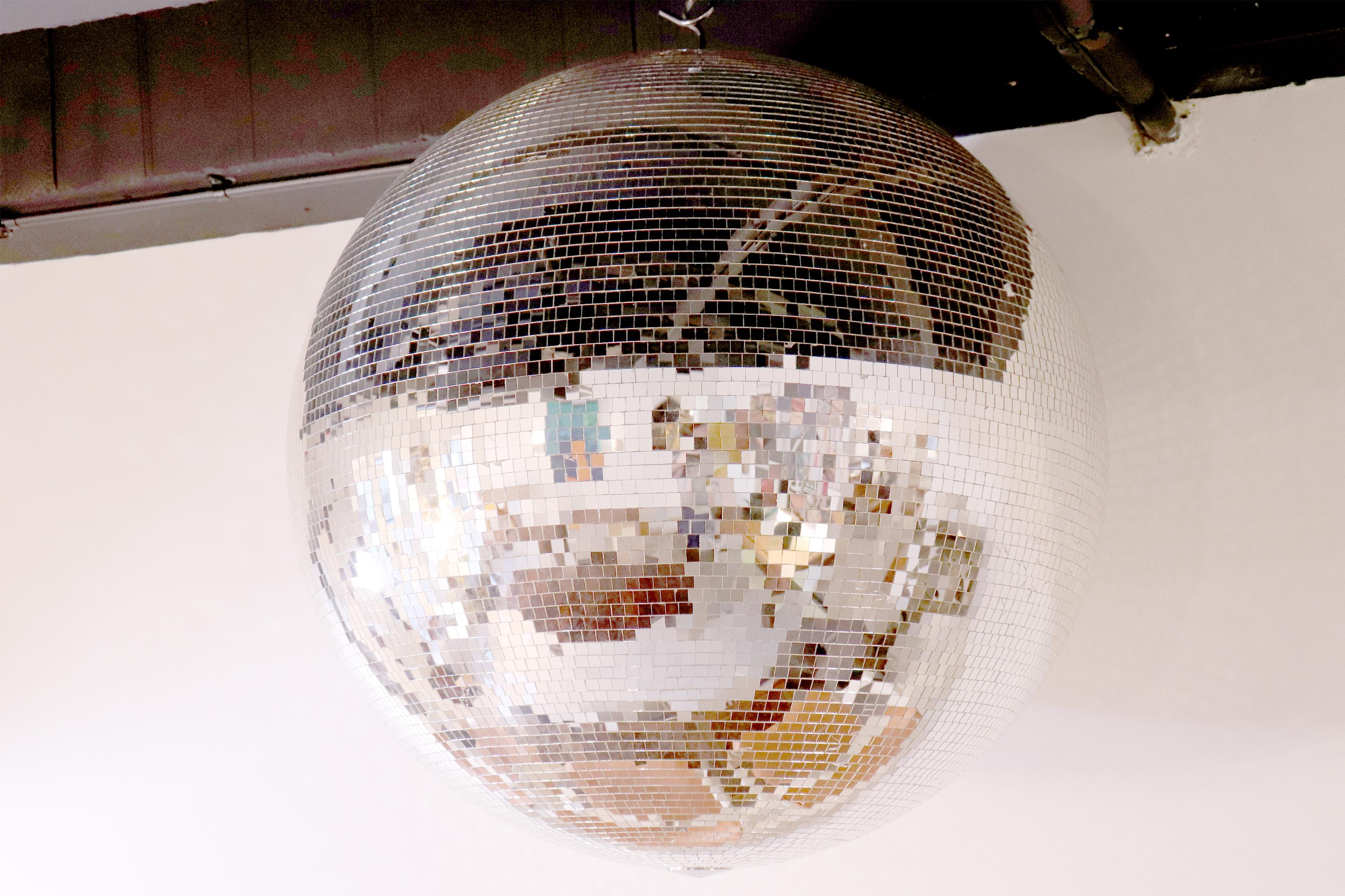 Large High Quality Vintage Mirrored Disco Ball In Good Condition In London, GB