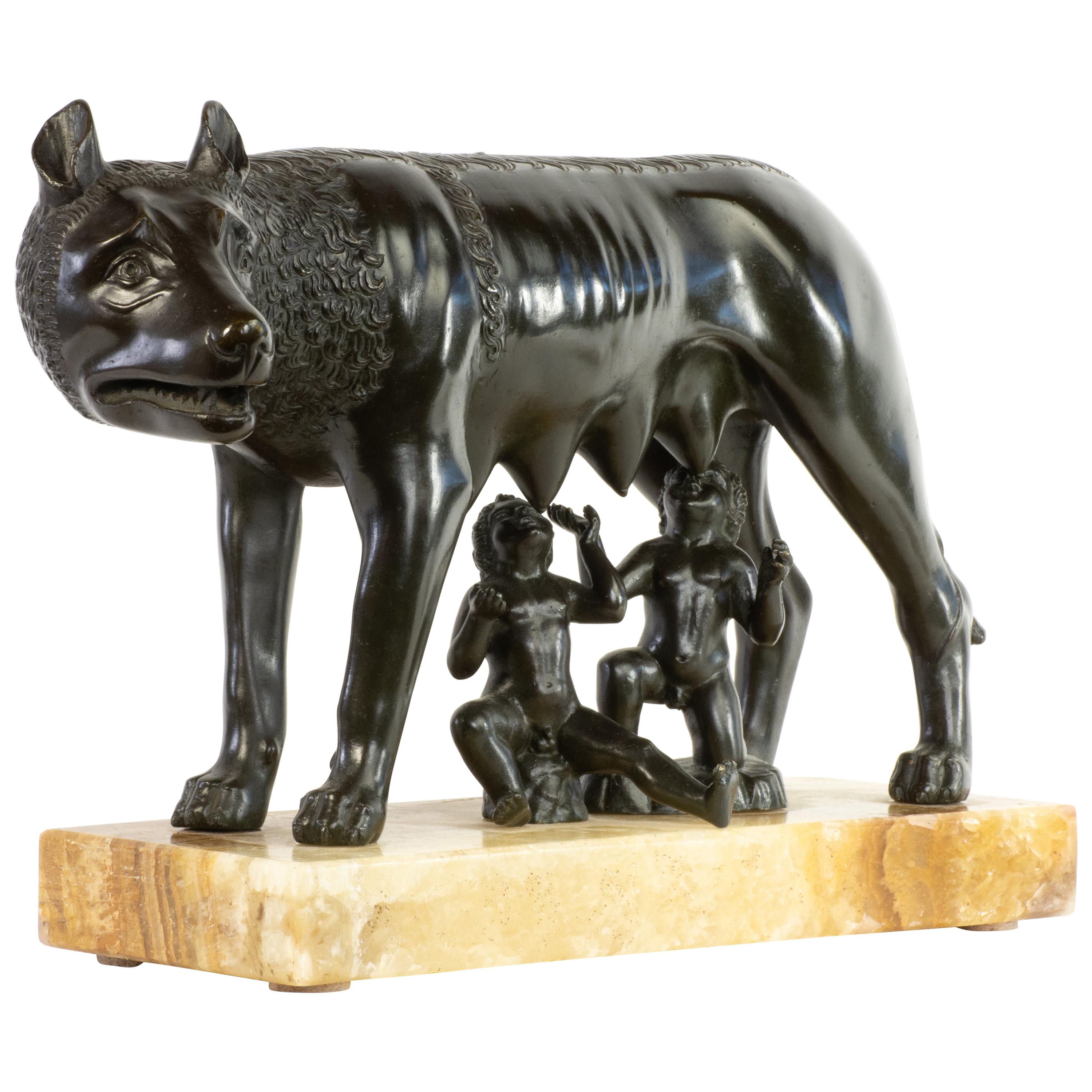 Large, Highly-Detailed Bronze Capitoline Wolf on Alabastro Fiorito Base For Sale