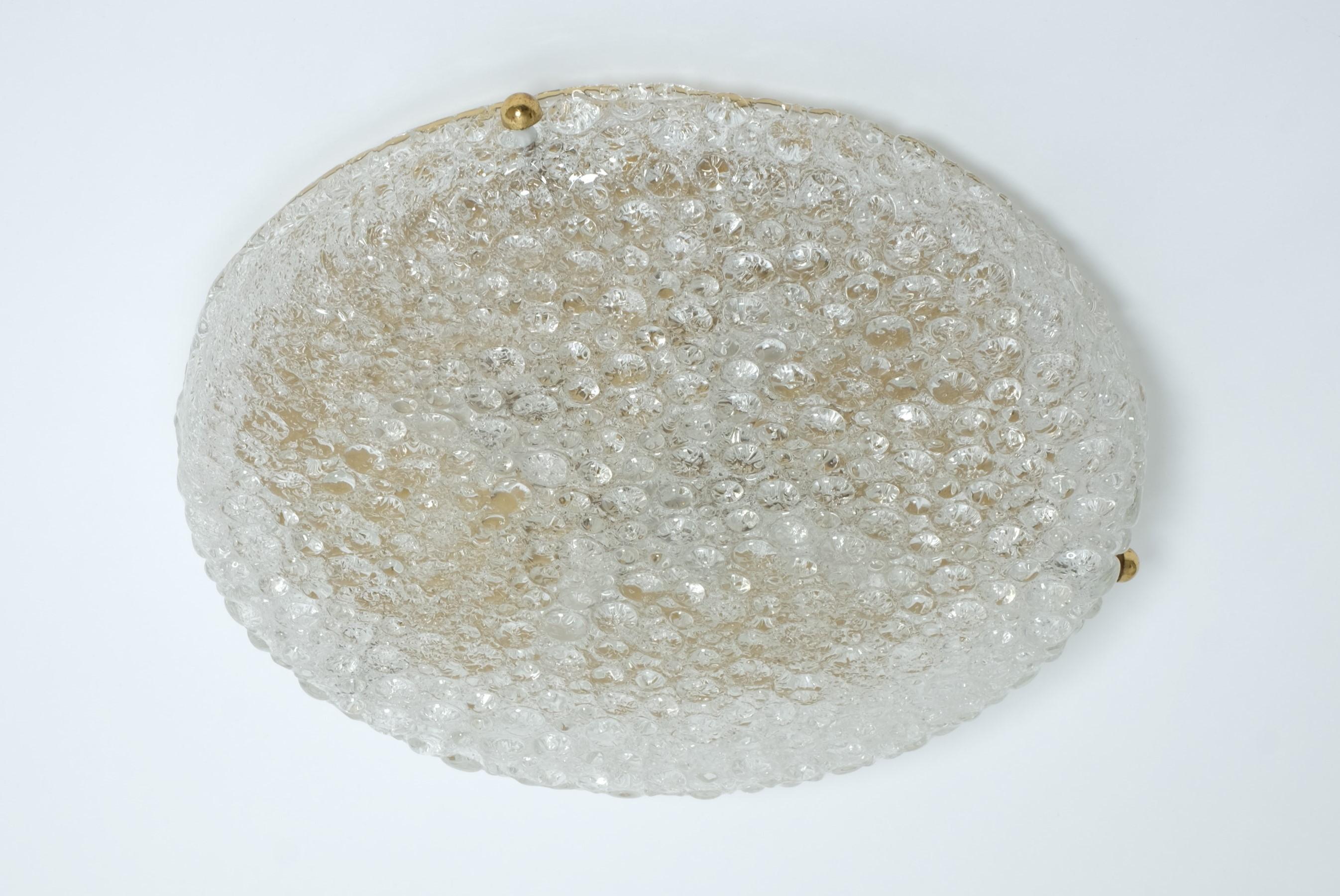 Large Hillebrand Flush Mount Light Lamp Textured Ice Glass Brass, Germany 1960s In Good Condition For Sale In München, BY