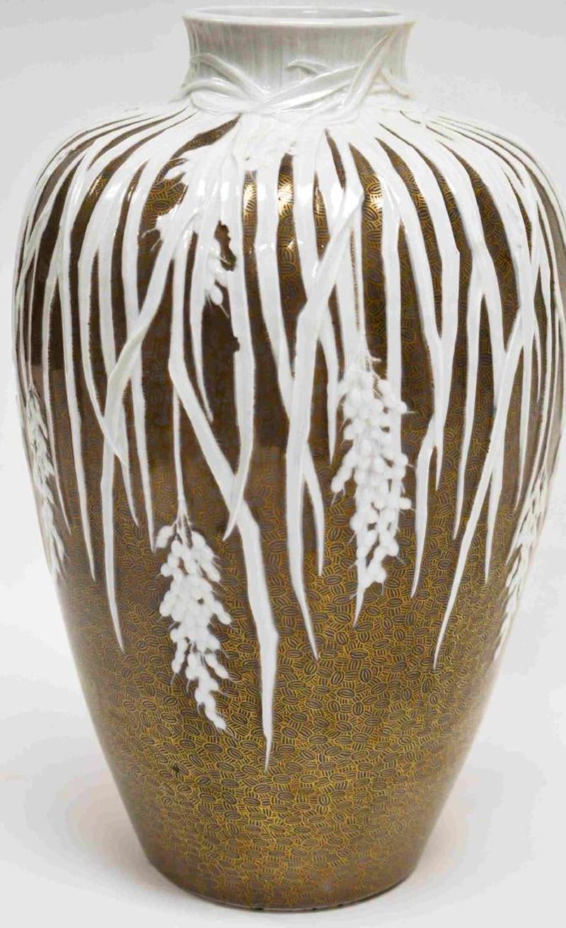 Japonisme Large Historical Presentation Porcelain Vase Meiji