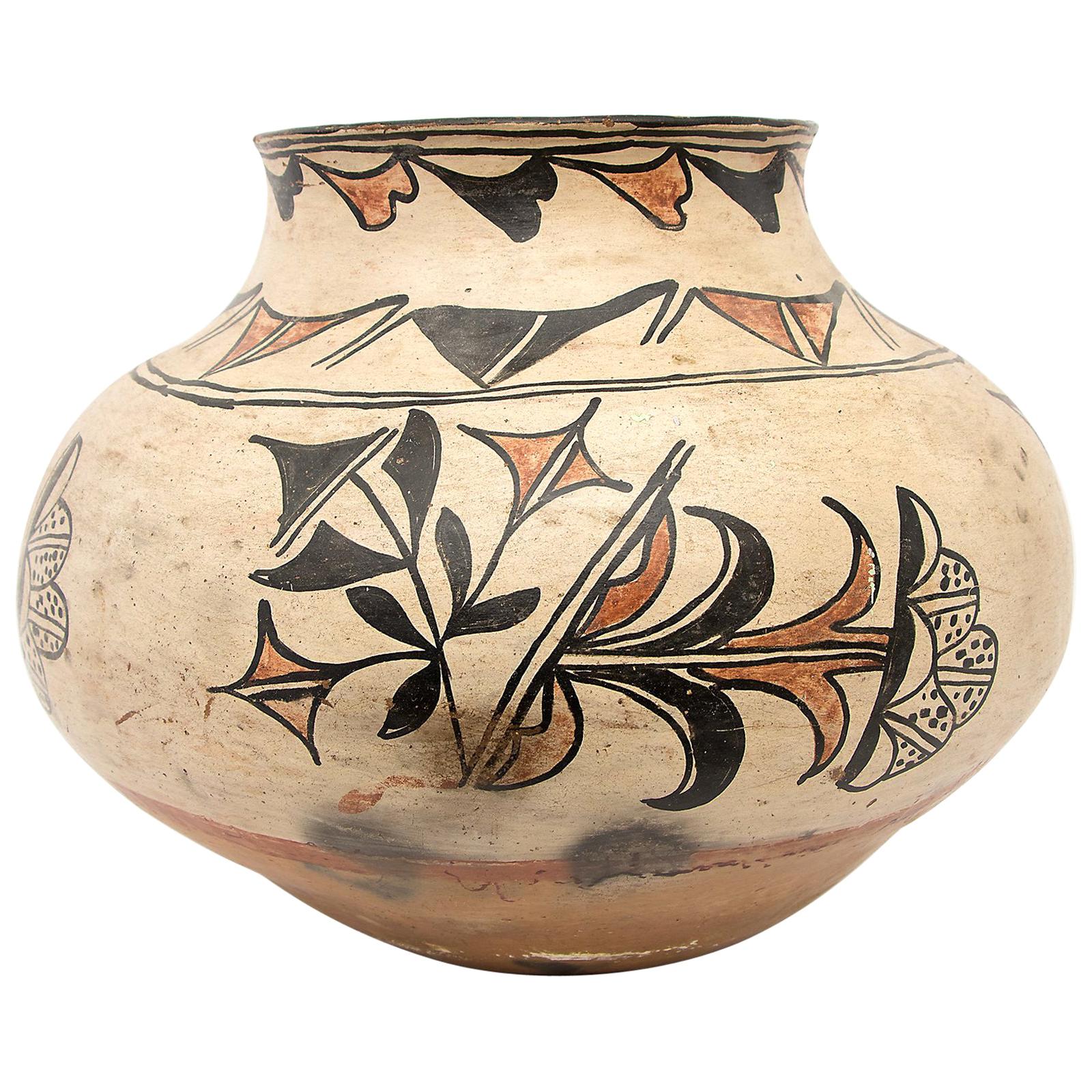 Large Historical Southwestern Pottery Jar, San Ildefonso Pueblo, circa 1890