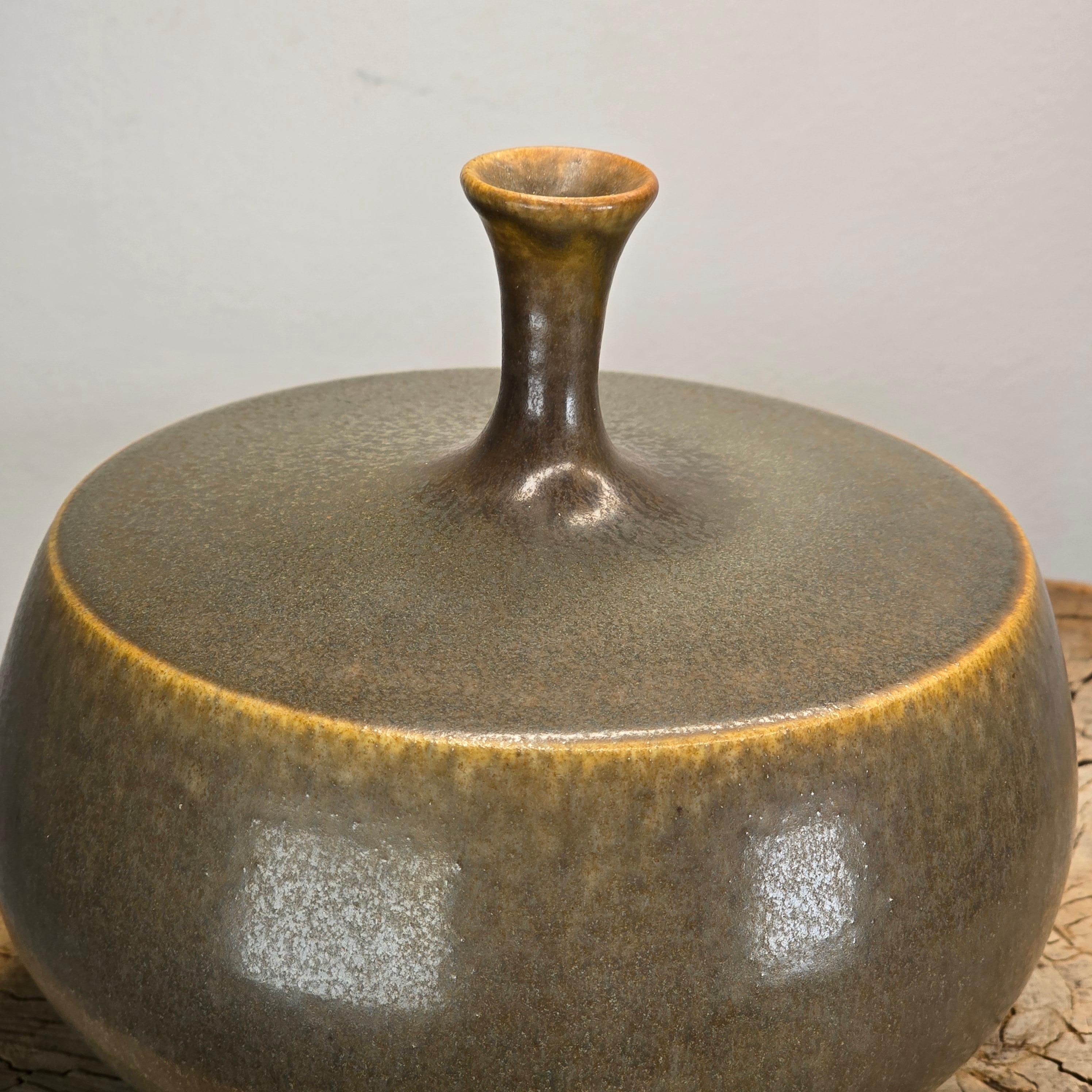 Large Höganäs Vase attributed to Leif Svensson For Sale 4