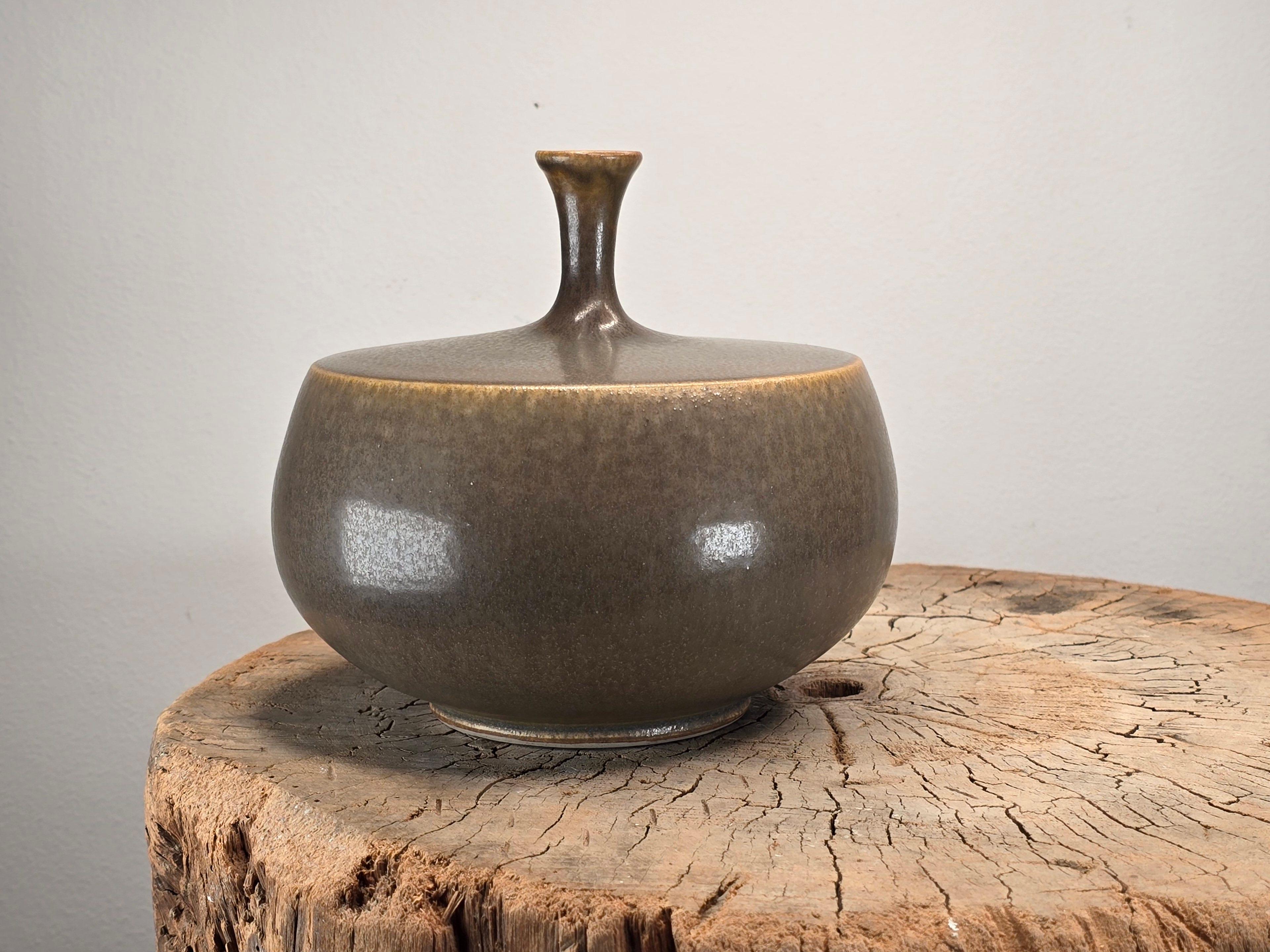 Large signed and dated Höganäs Keramik attributed to Gunnar Andersson from 1979.   Stunning shape and a nice large size with a matte glaze that just feels luxurious in the hand.   A wonderful vase that has a strong presence with its gentle