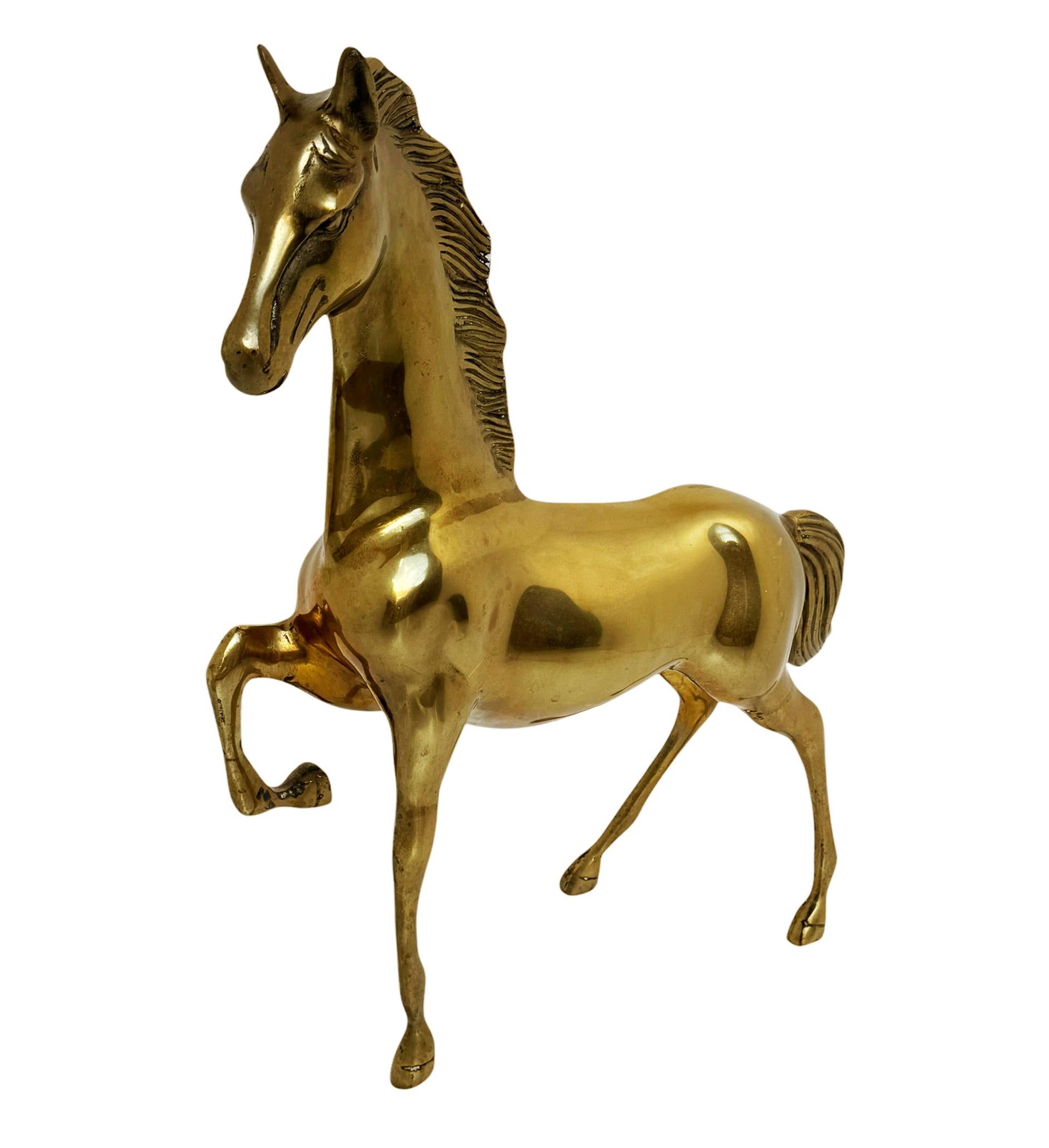 italien Grande sculpture de table en laiton Hollywood Regency représentant un cheval équestre en vente