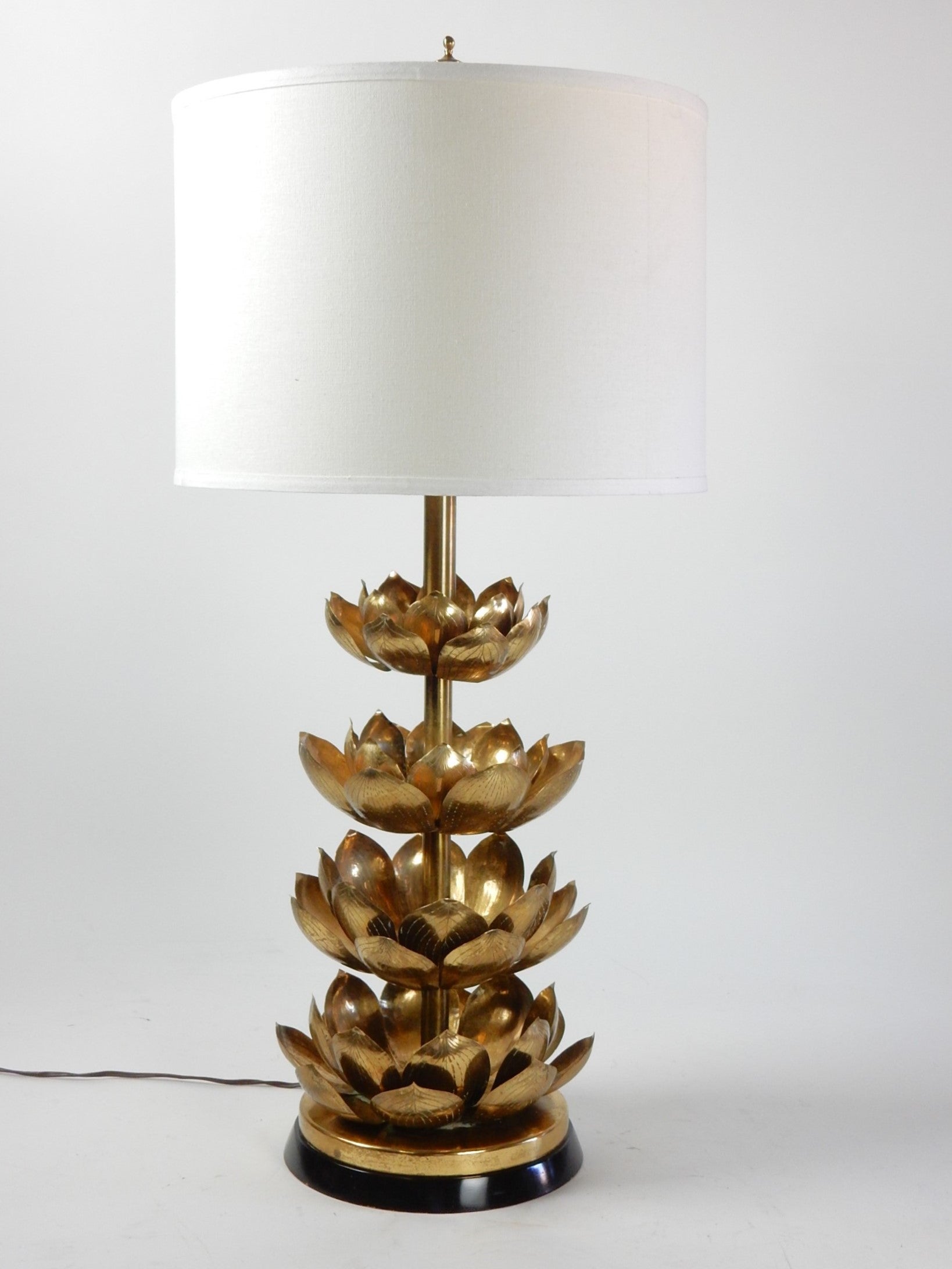 Large Hollywood Regency Brass Lotus Table Lamp by Feldman Lamp CO 1960's For Sale 1