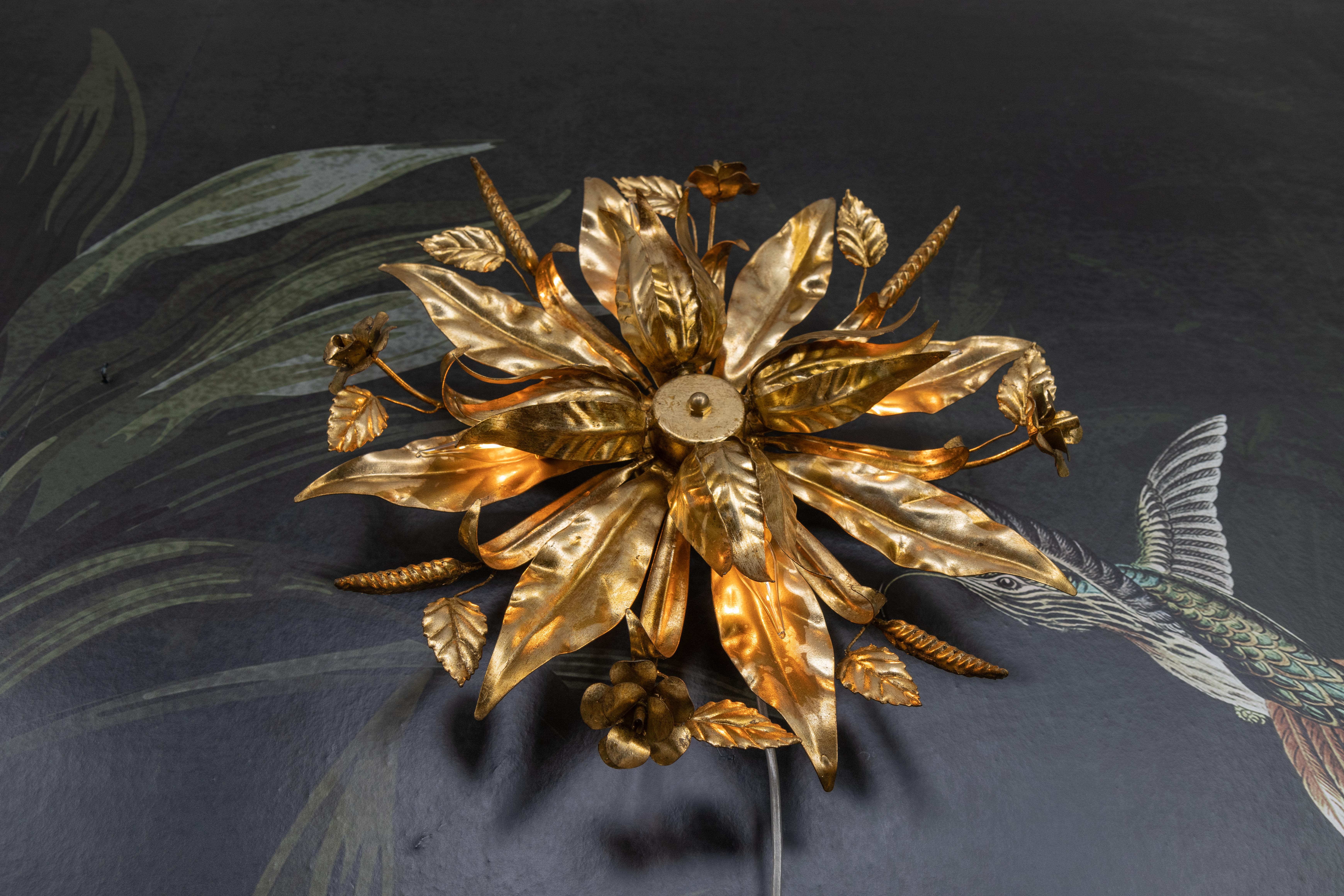 Large Hollywood Regency Gilt Metal Floral Four-Light Flush Mount or Wall Sconce (Metall) im Angebot