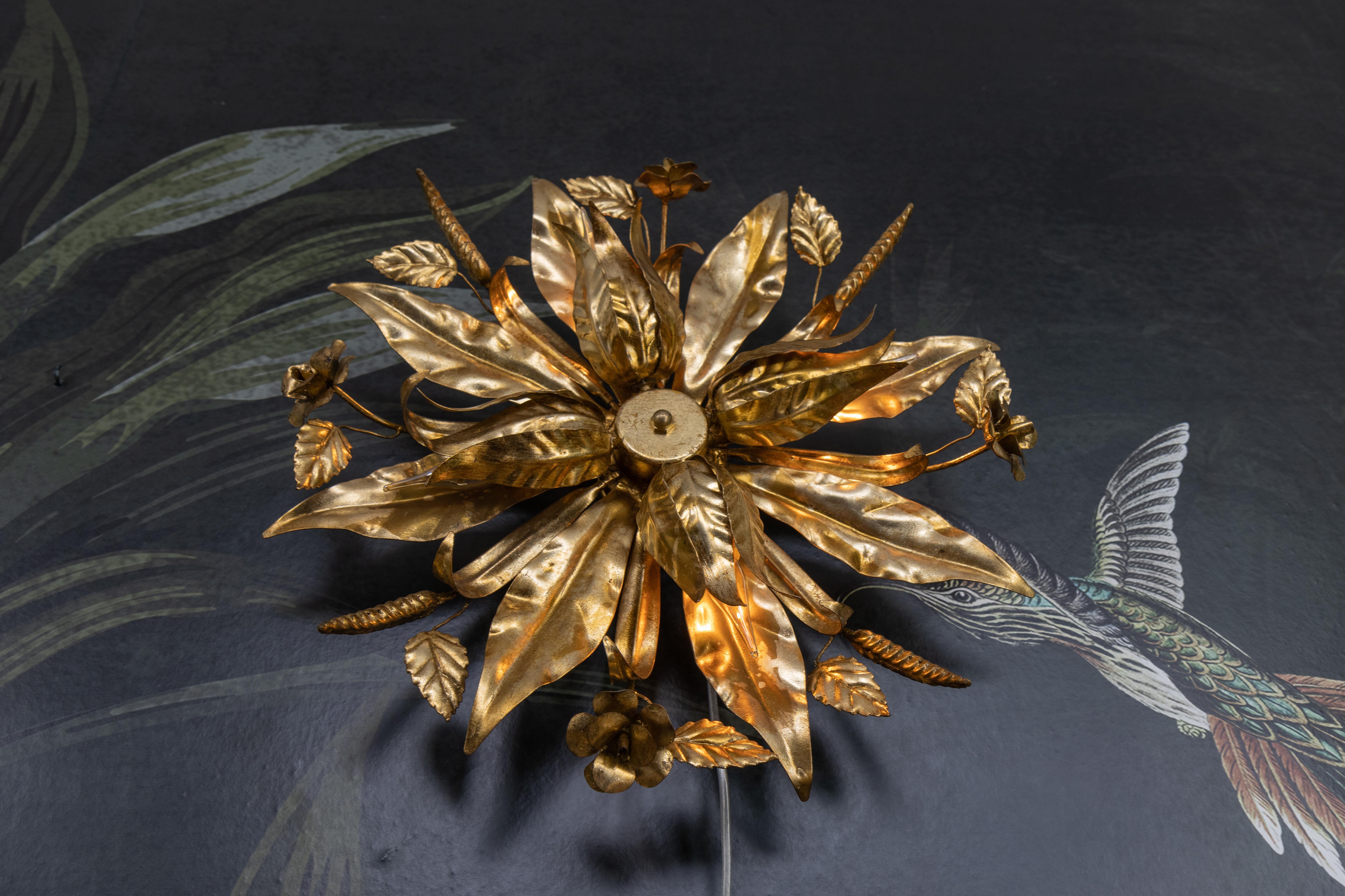 Large Hollywood Regency Gilt Metal Floral Four-Light Flush Mount or Wall Sconce im Angebot 1