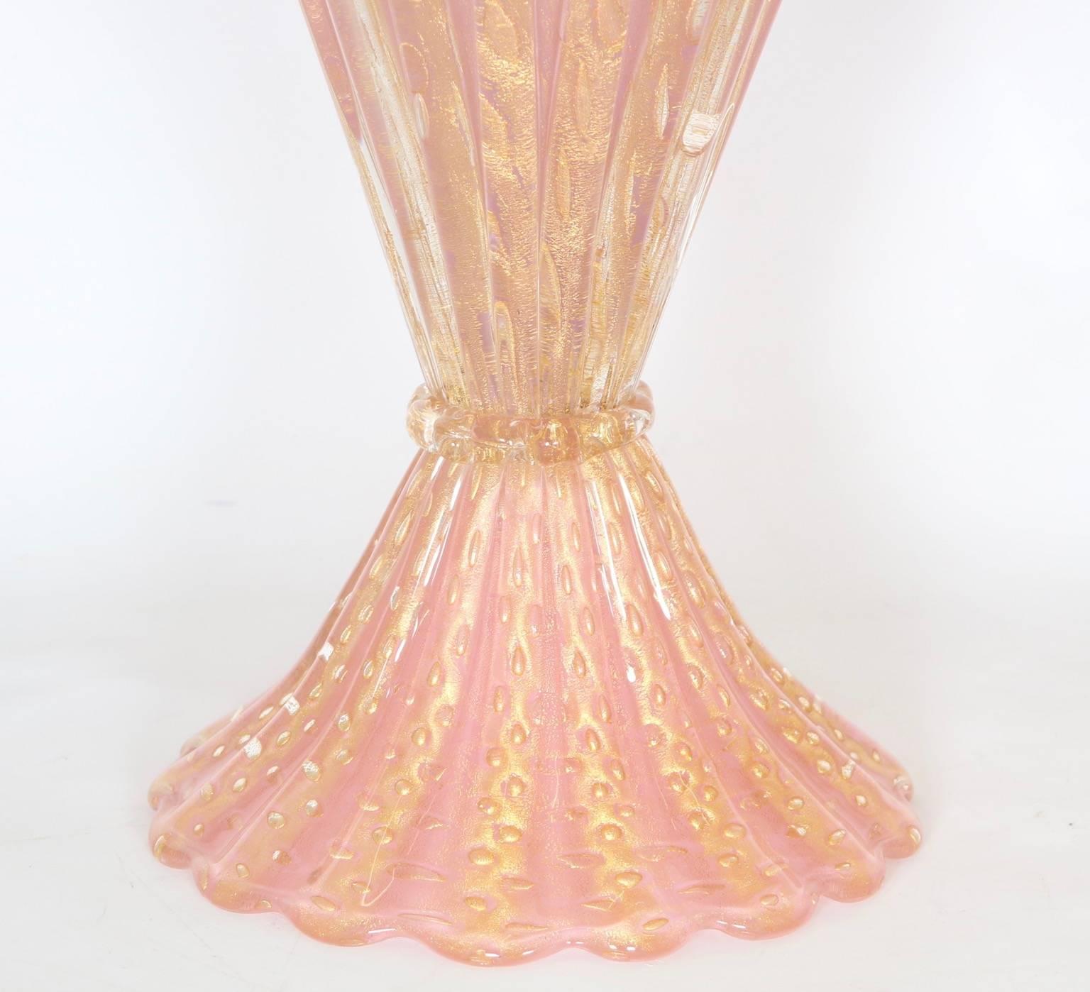 Large Hollywood Regency Pink and Gold Barovier Murano Glass Lamps In Excellent Condition In New York, NY