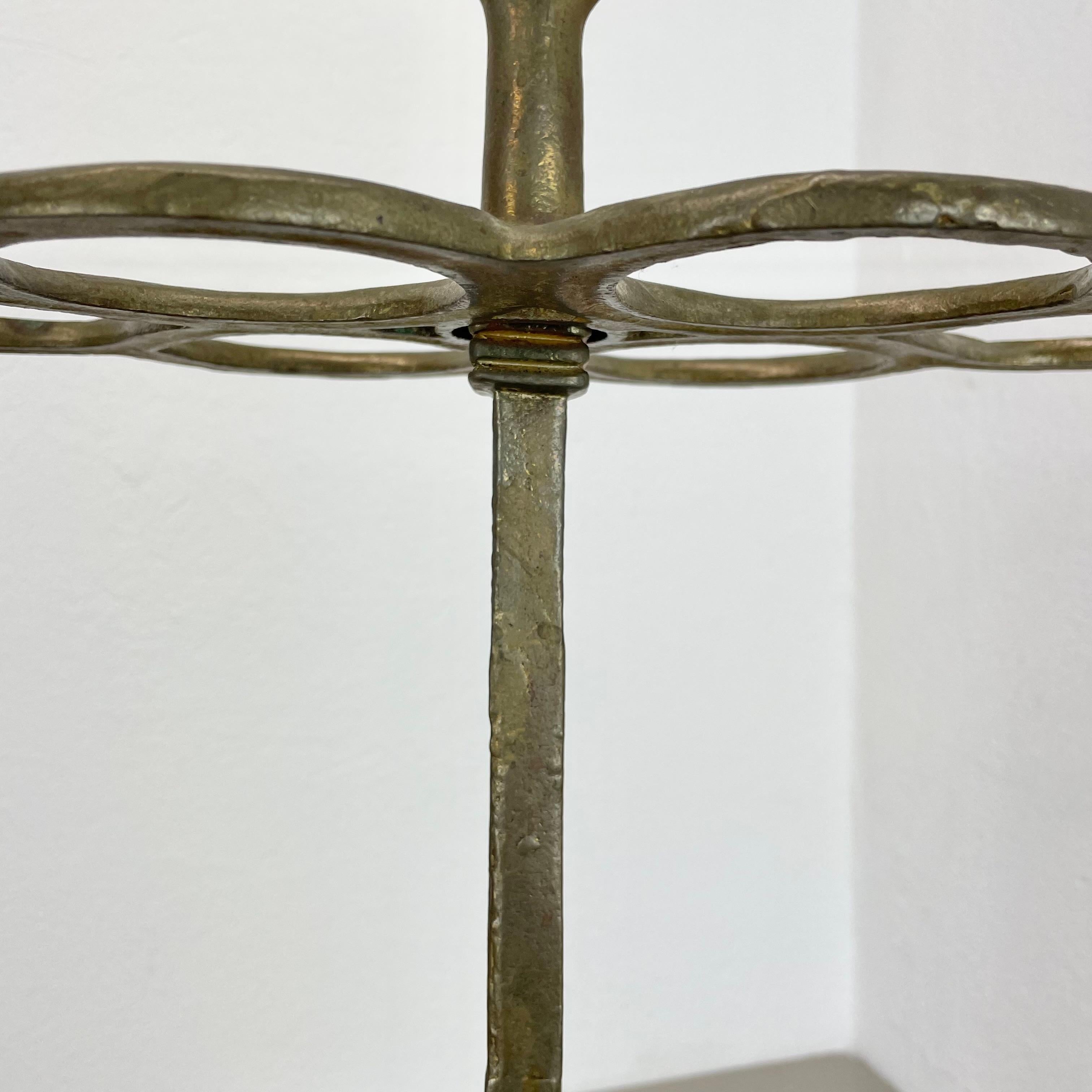 Großer Hollywood Regency Massiver Brutalistischer Umbrella Stand aus Messing, Italien, 1970er Jahre im Angebot 2