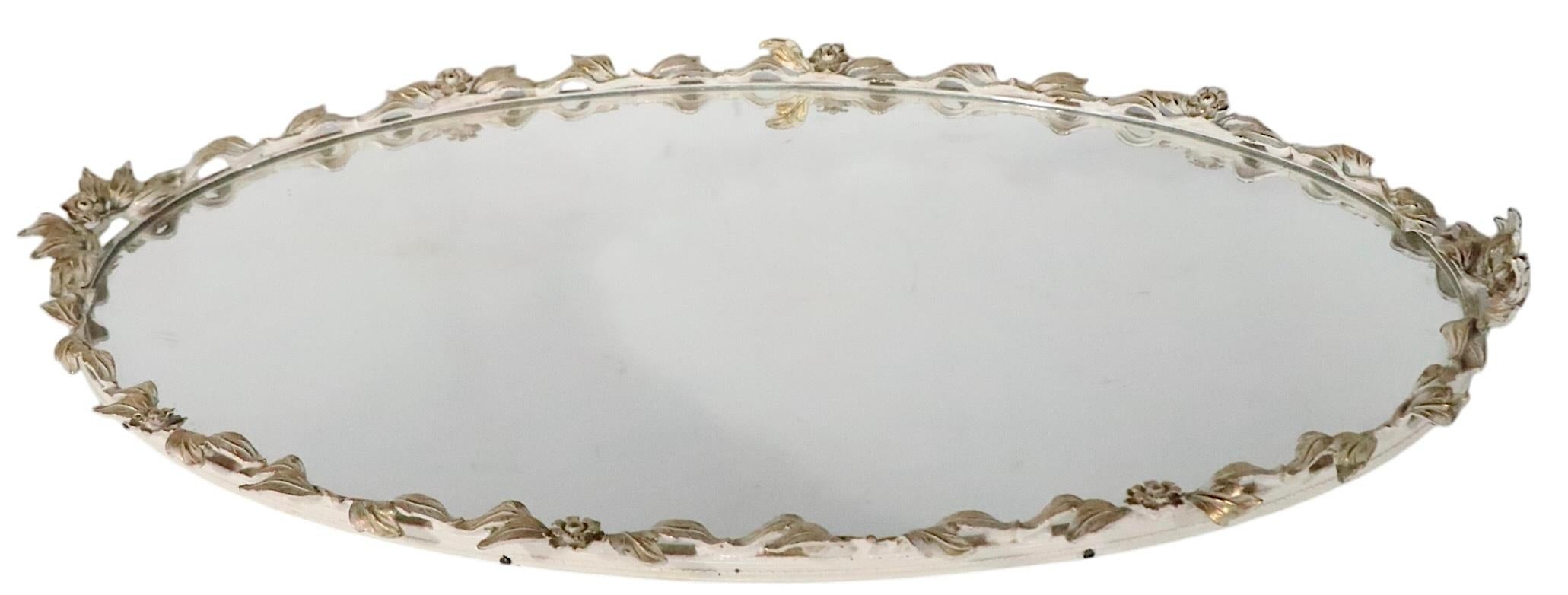 Large Hollywood Regency Style  Foliate Metal Oval Framed Mirrored Vanity Tray In Good Condition For Sale In New York, NY