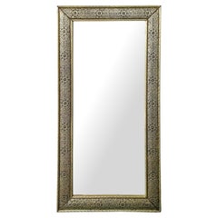 Großer marokkanischer filigraner Boden- oder Wandspiegel im Hollywood-Regency-Stil aus Silber