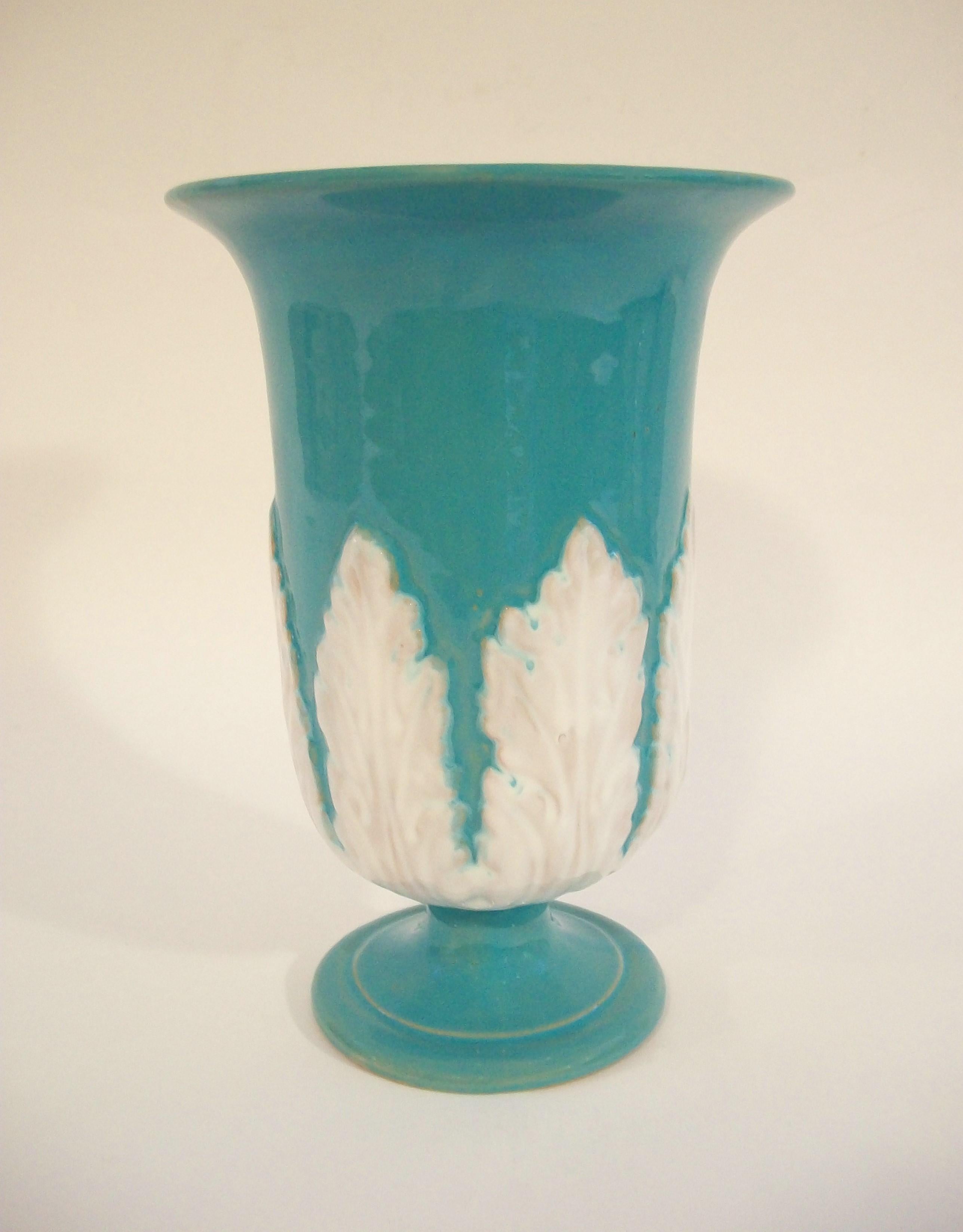 Large Hollywood Regency Turquoise Glazed Terracotta Vase - Italy - Circa 1960's In Good Condition For Sale In Chatham, ON
