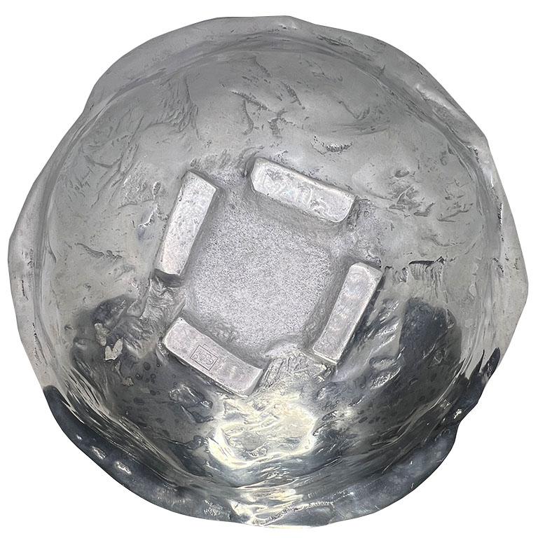 Gran cuenco de peltre plateado con forma de hoja de col de la época de la Regencia de Hollywood de Golan Metal en venta