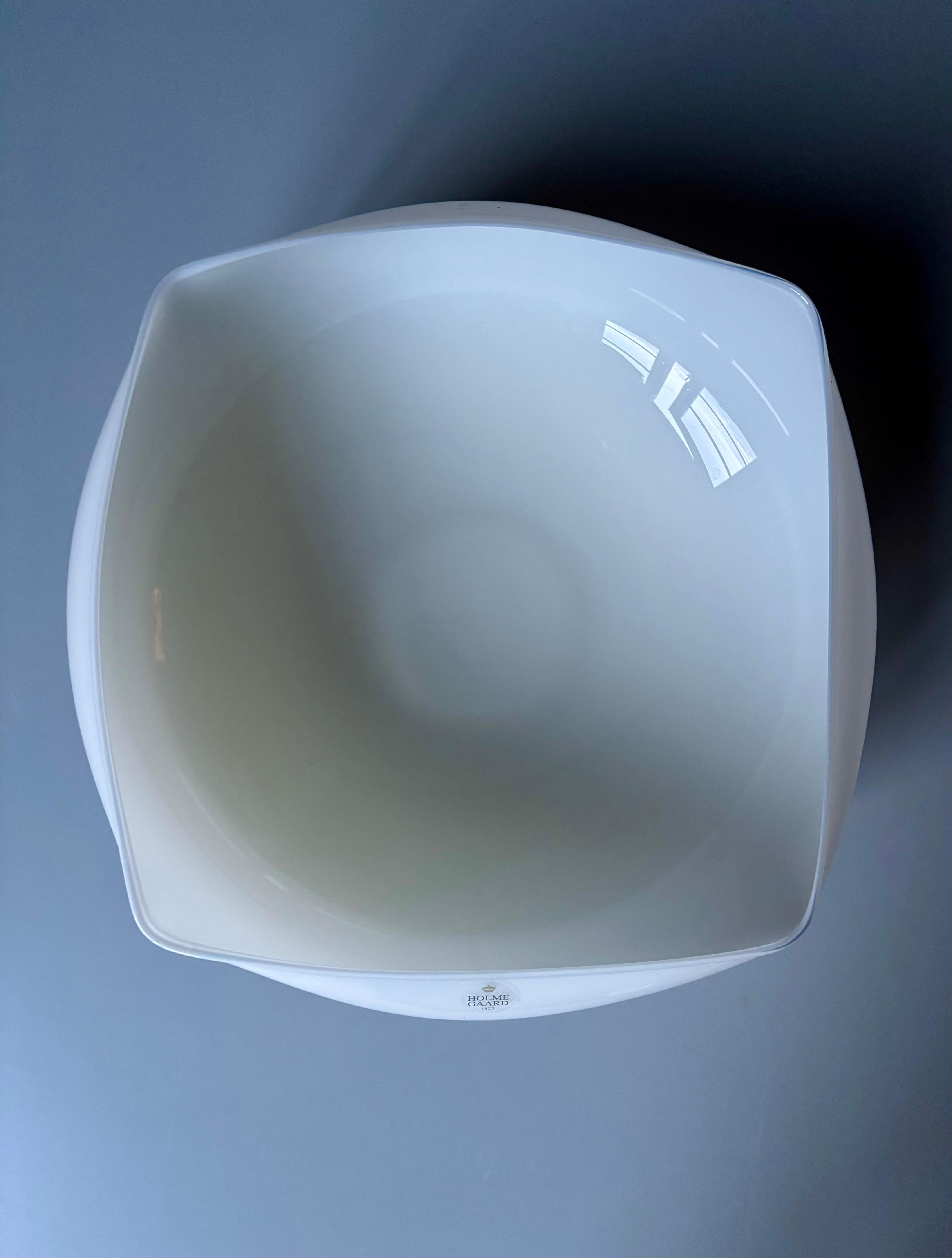 Gran cuenco de cristal blanco Holmegaard de Peter Svarrer, Dinamarca Escandinavo moderno en venta