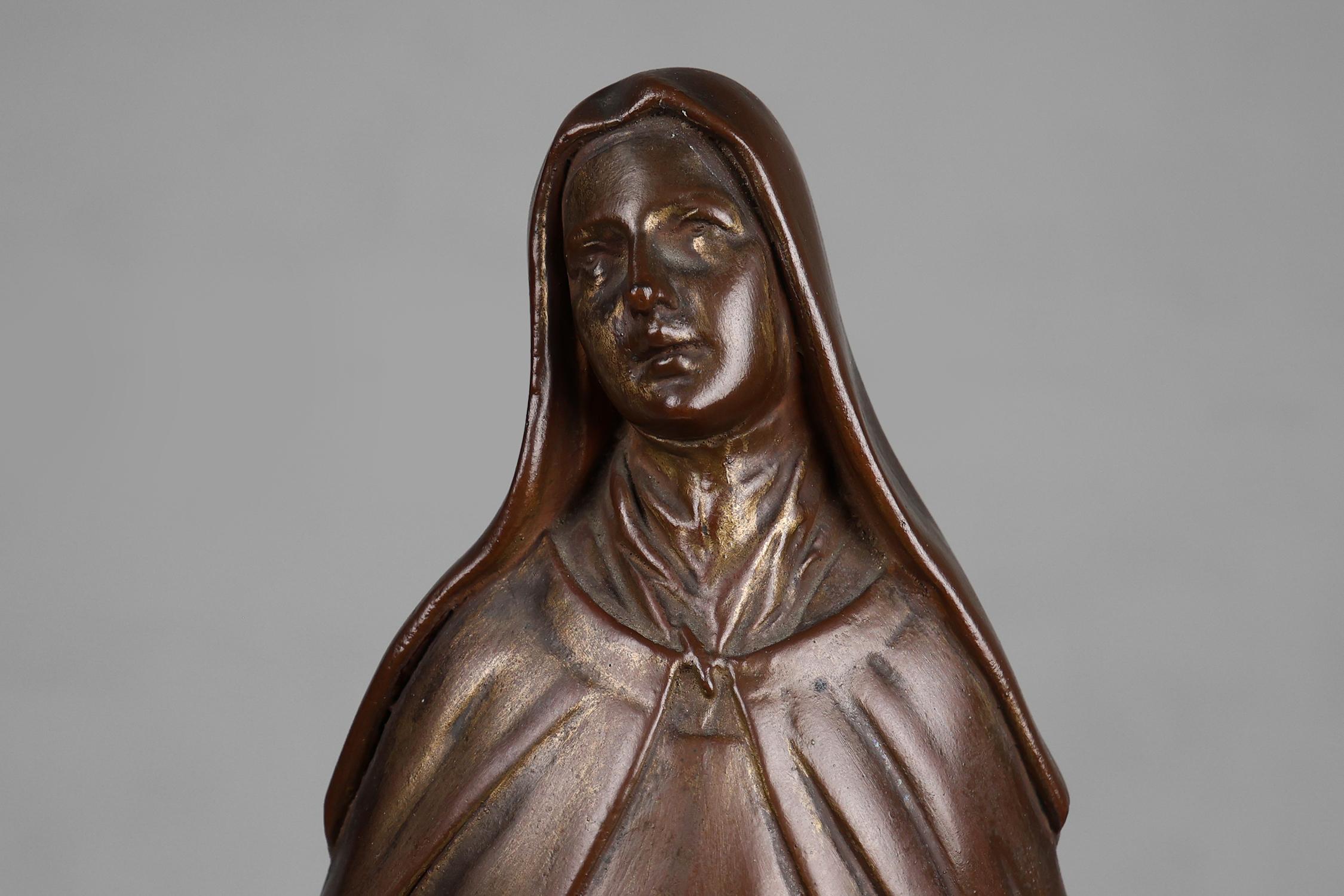 Gran estatua de Santa María en yeso pintado en bronce, Bélgica Años 30 Belga en venta