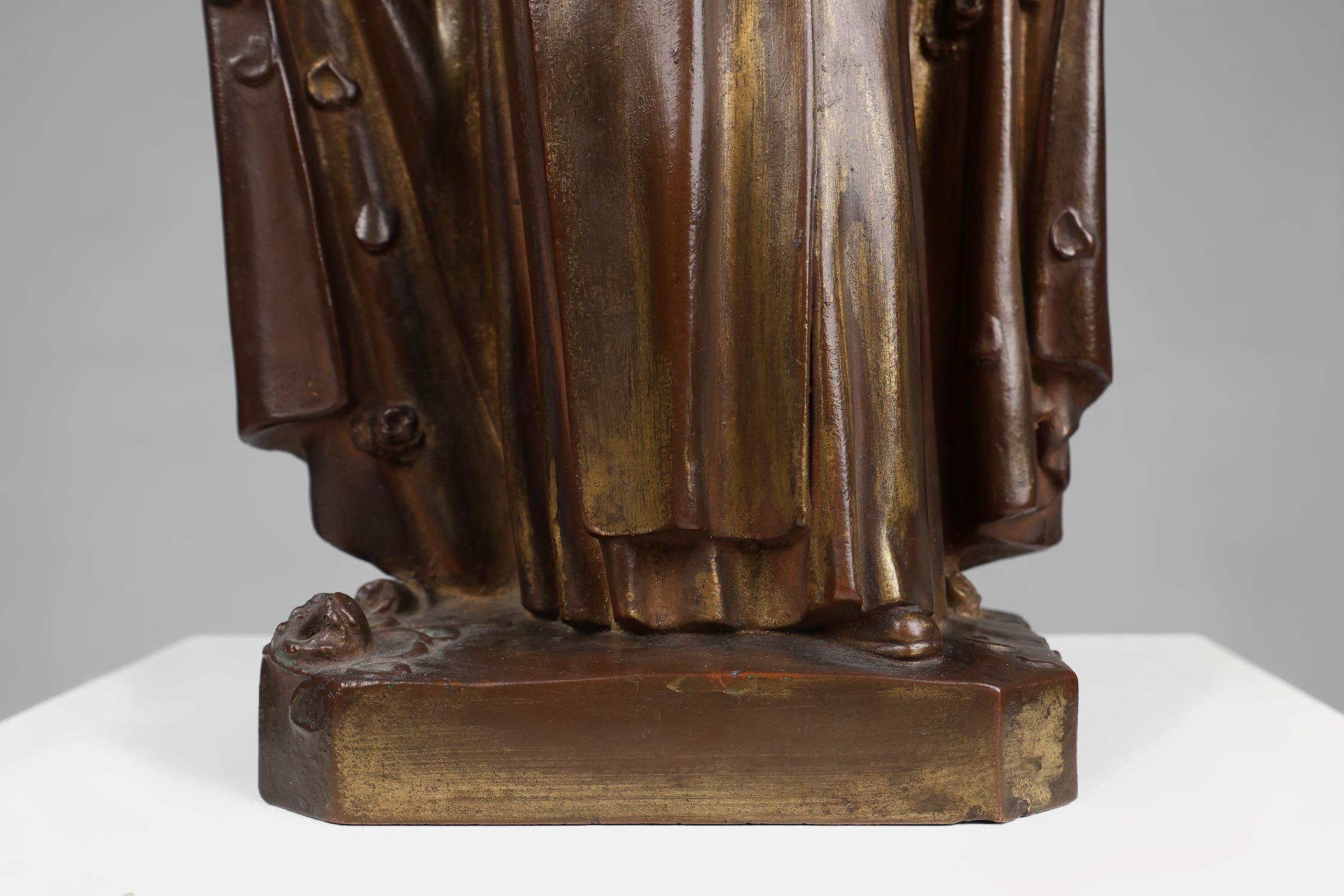 Gran estatua de Santa María en yeso pintado en bronce, Bélgica Años 30 Yeso en venta