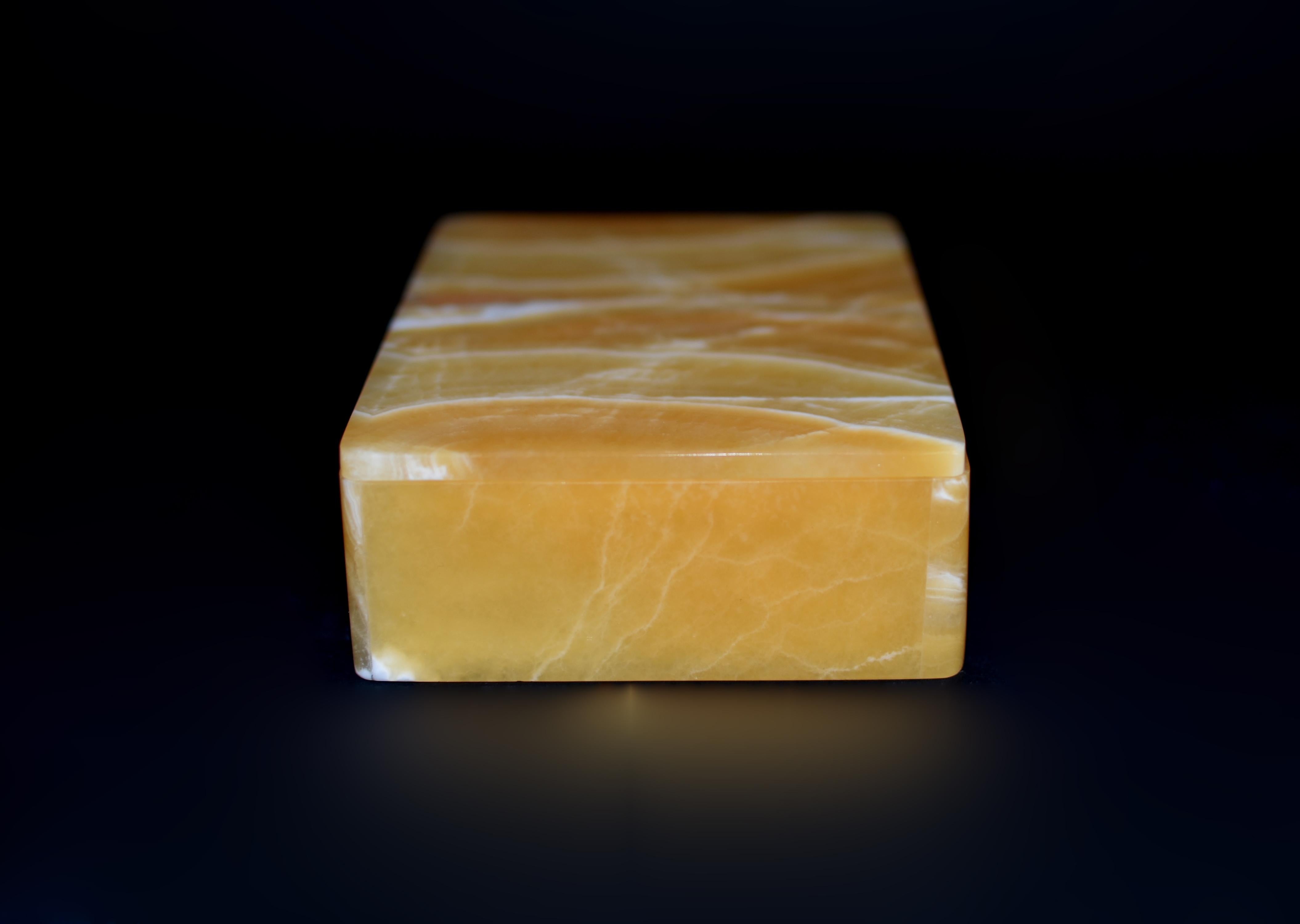 Hand-Carved Large Honey Calcite Onyx Box 6