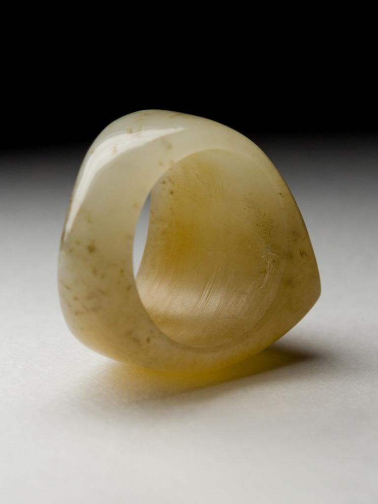 Women's or Men's Large Honey Jade Solid Ring Rare Yellow Gemstone For Sale