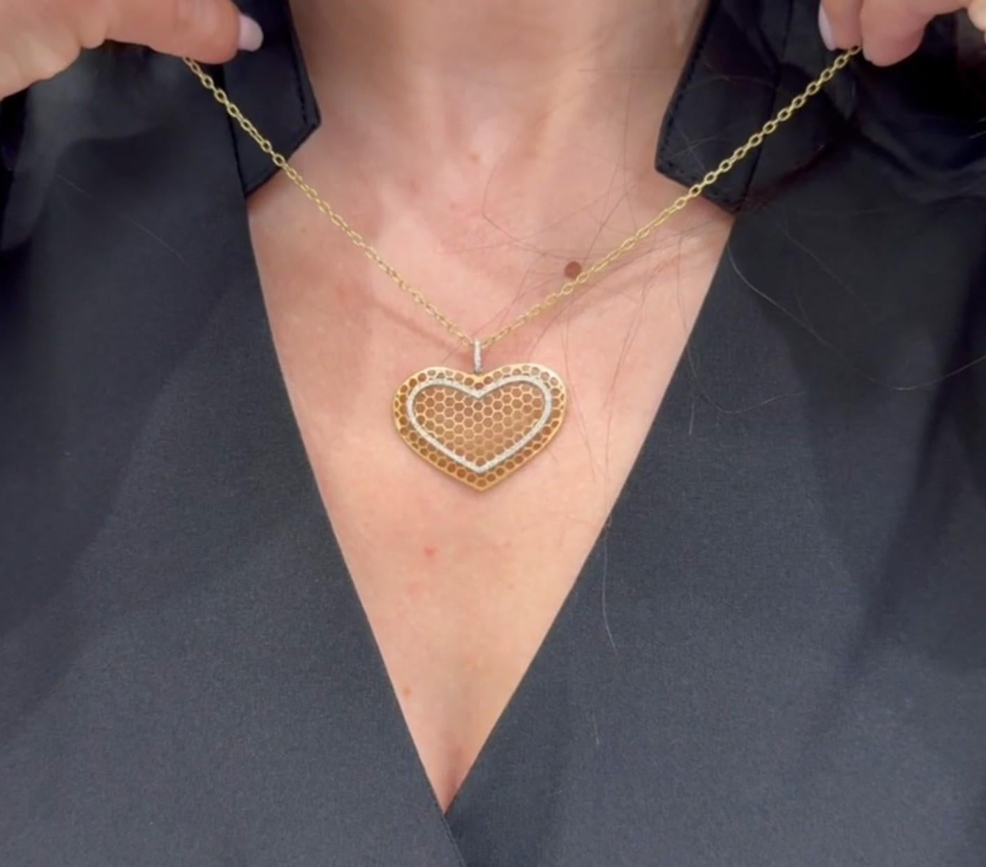 Large Honeycomb Heart Diamond Necklace with Matte Finish in 18K Yellow Gold For Sale 2
