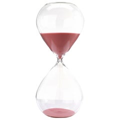 Große Sanduhr mit rosa Sand