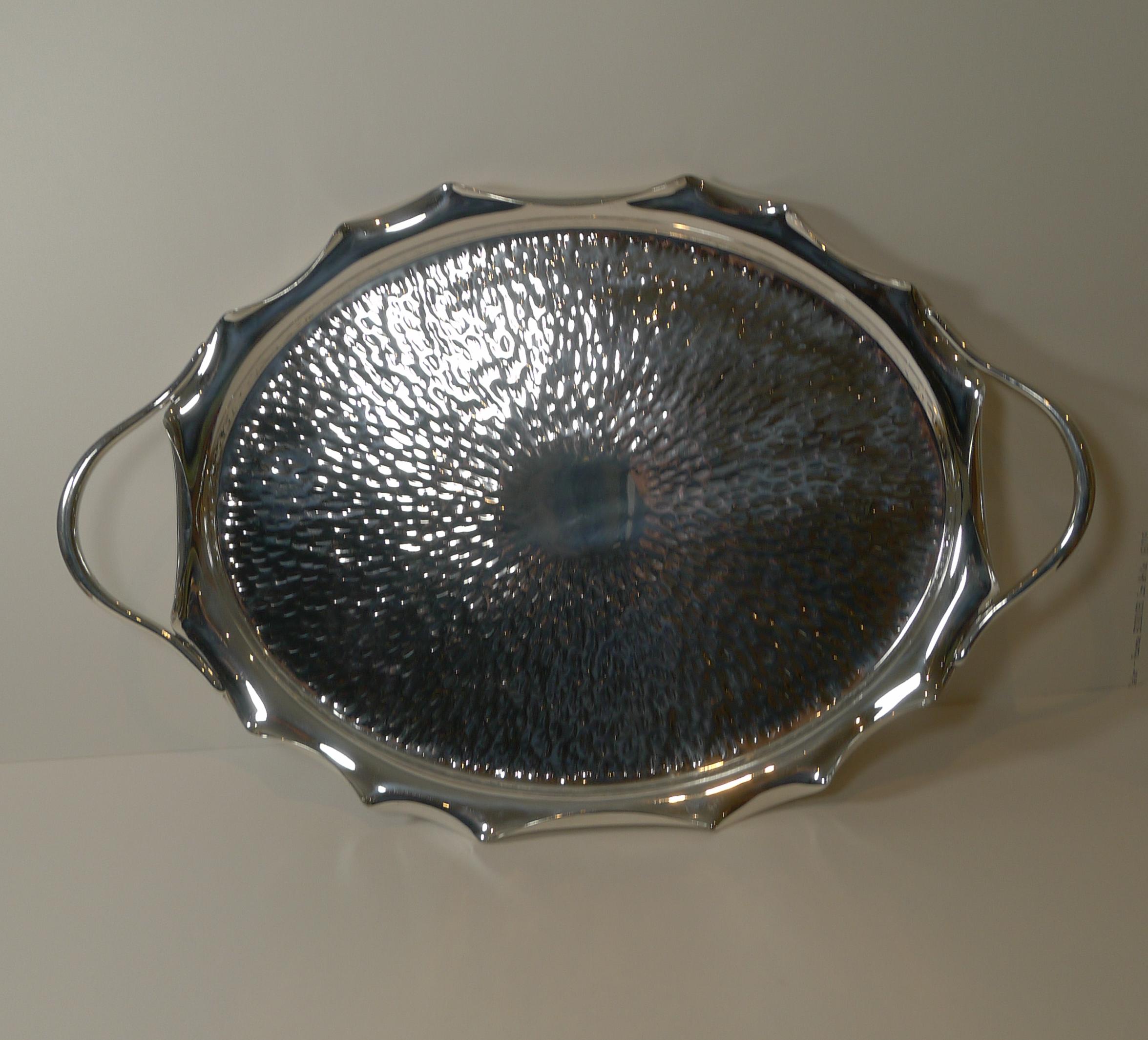 Large Hukin and Heath Silver Plated Serving Tray, c.1890 In Good Condition In Bath, GB