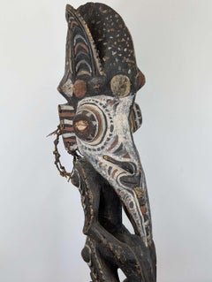Grande figura cerimoniale Agiba Iatmul, fiume Sepik orientale, Papua Nuova Guinea