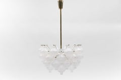 Chendelier grande de vidrio helado "Tulipan" de J.T. Kamlar Franken KG, 1960 Austria