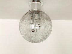 Grande lampe encastrée en verre de glace par Doria