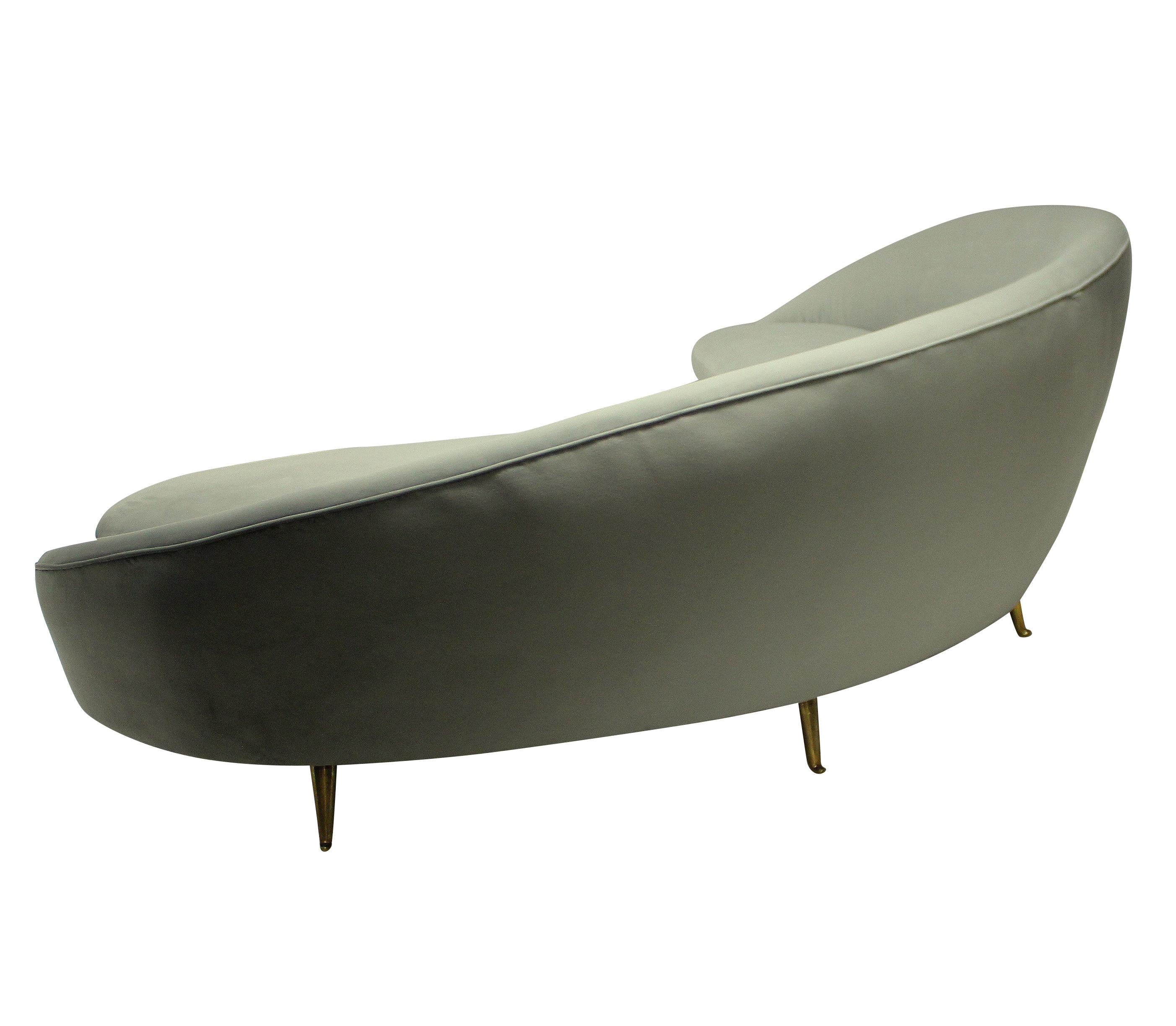 Mid-Century Modern Large Iconic Sculptural Curved Sofa in the Style of Ico Parisi
