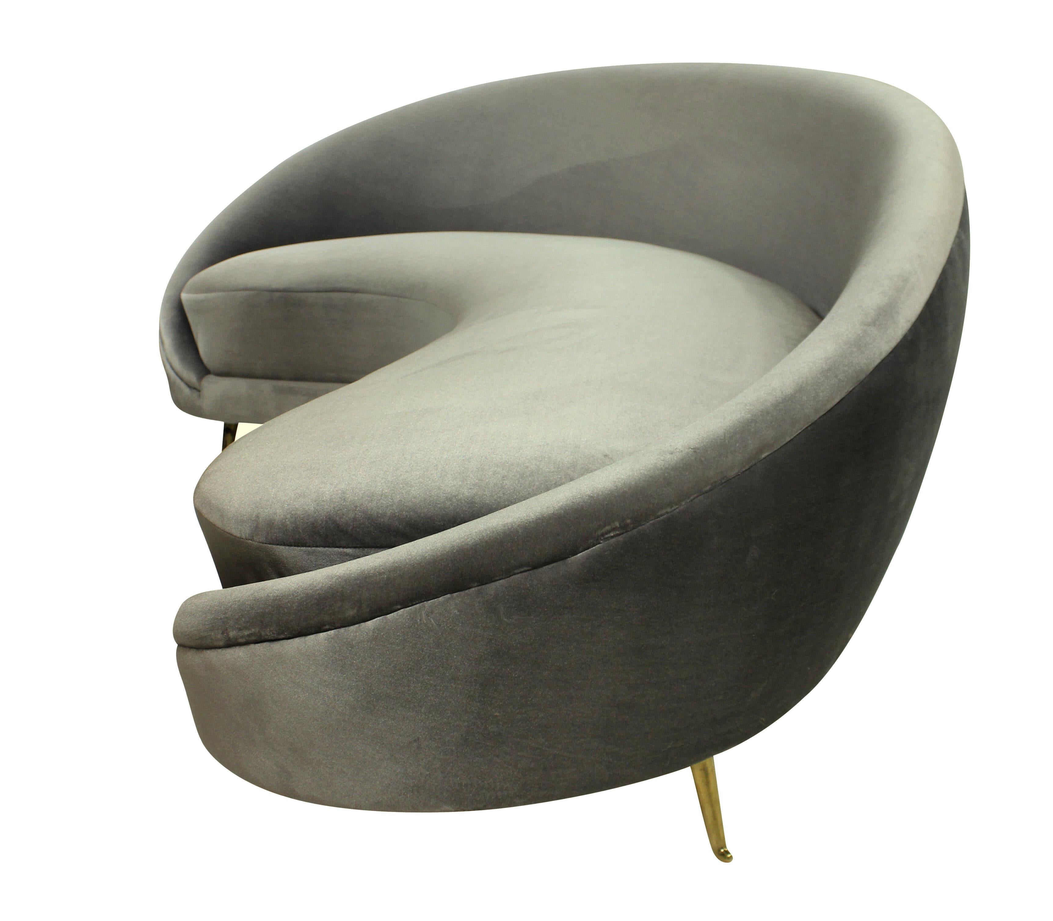 Mid-Century Modern Large Iconic Sculptural Curved Sofa in the Style of Ico Parisi