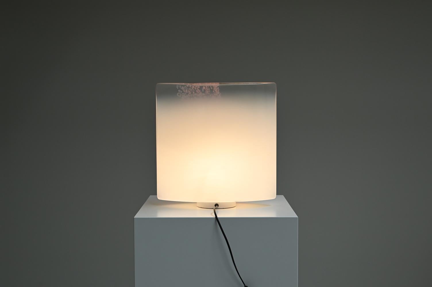 Late 20th Century Large Idra table lamp by Rosanna Toso for Leucos , 1980s Itlay. For Sale
