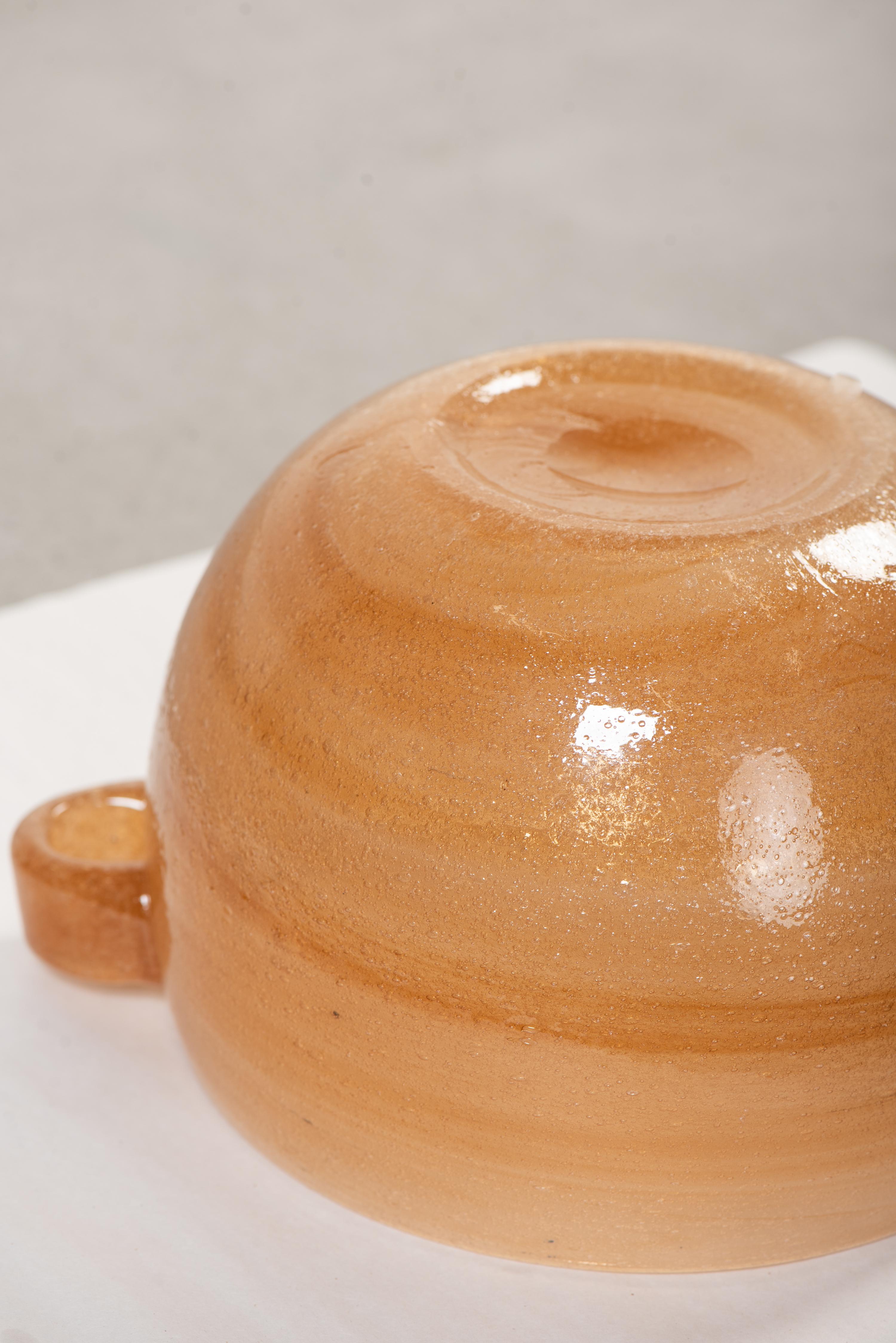 Große Schale aus Kunstglas 