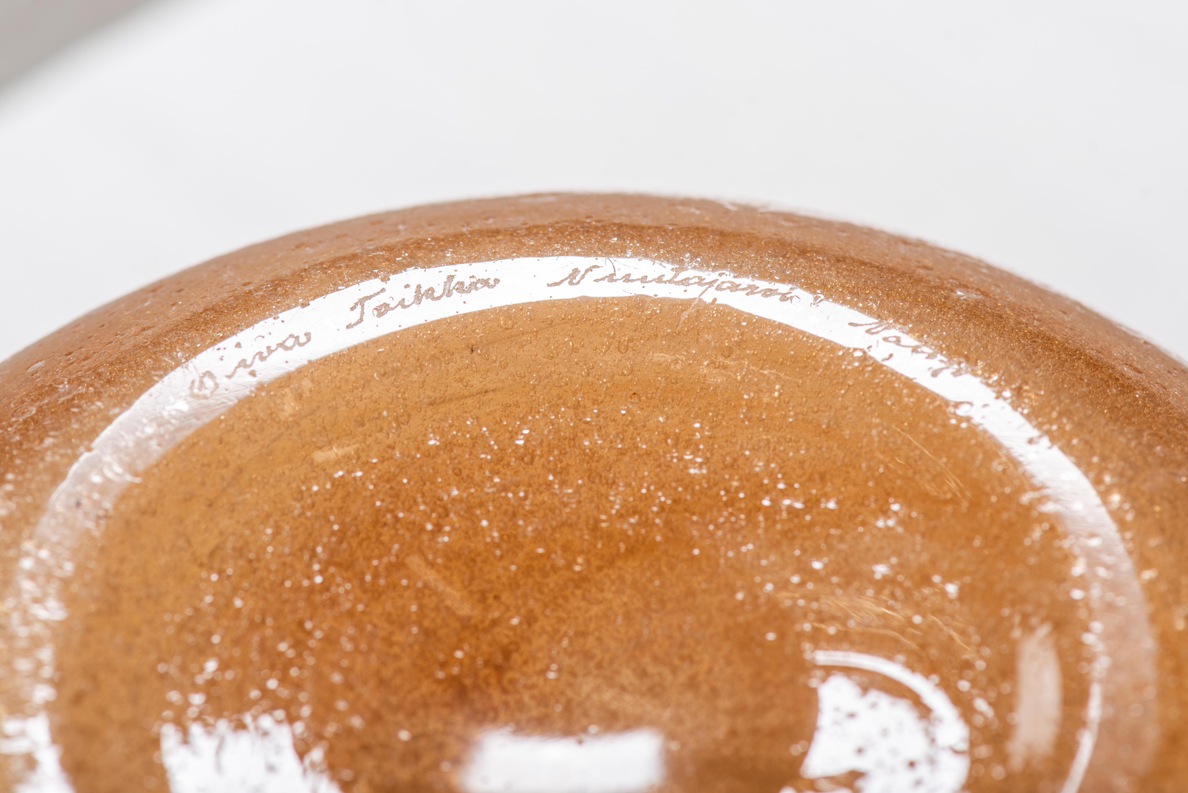 Große Schale aus Kunstglas 